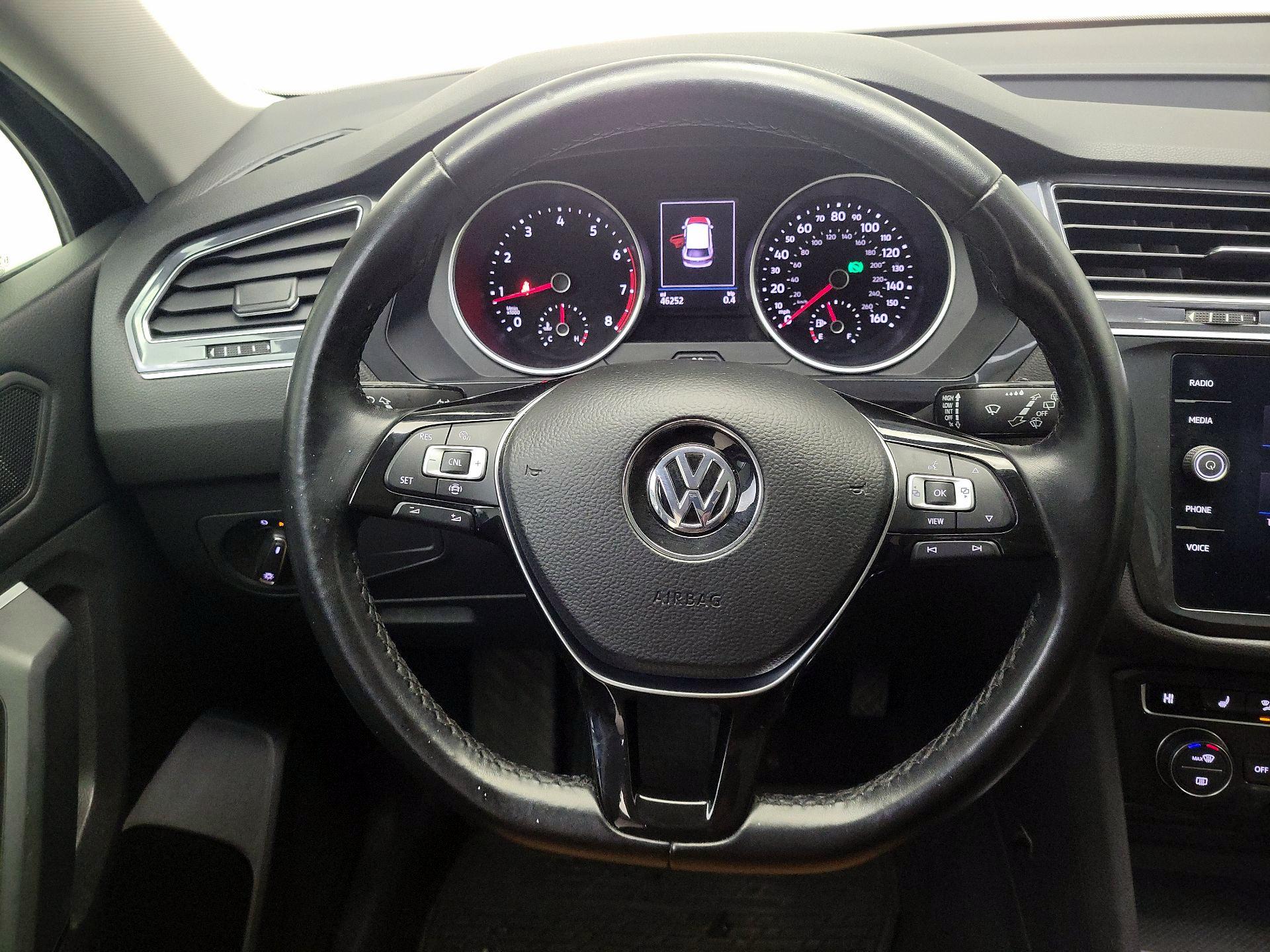 Thumbnail: 2019 Volkswagen Tiguan - 10