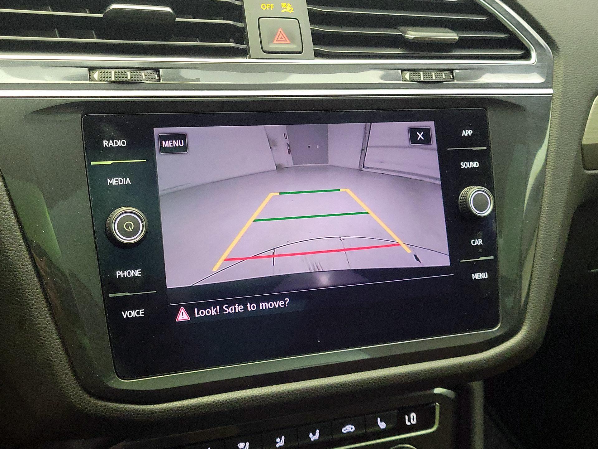 Thumbnail: 2019 Volkswagen Tiguan - 14