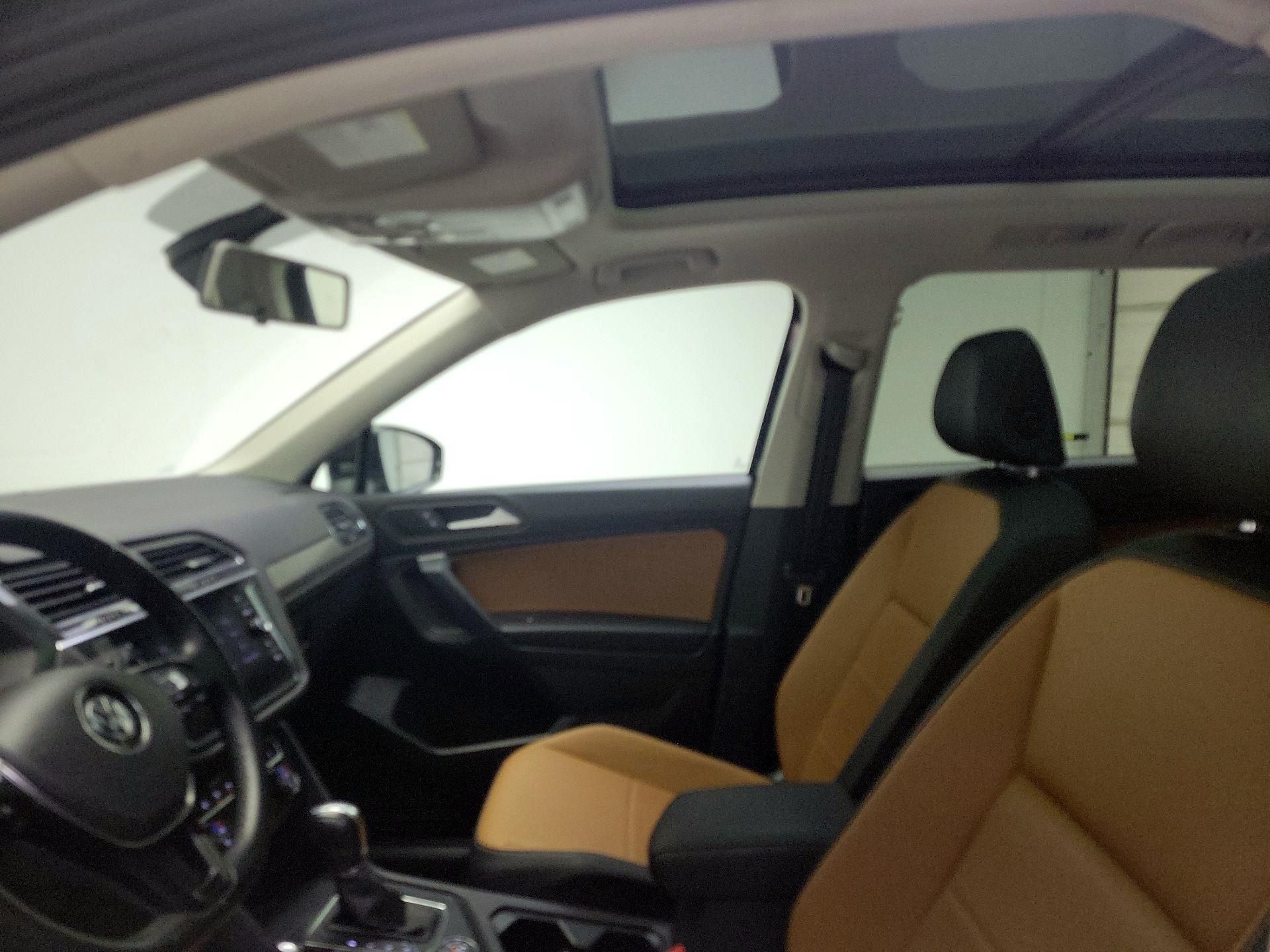 Thumbnail: 2019 Volkswagen Tiguan - 19