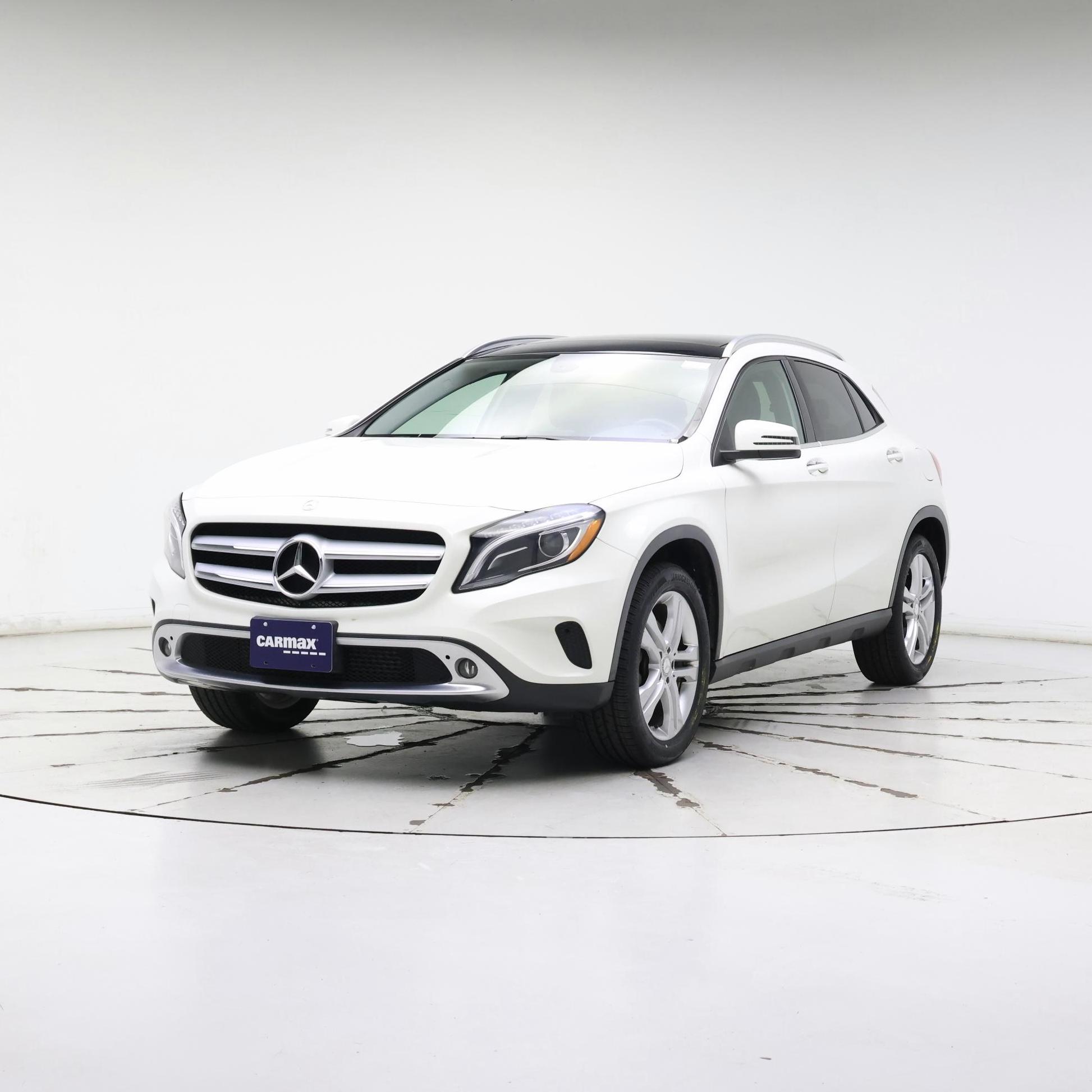 Thumbnail: 2015 Mercedes-Benz GLA - 4