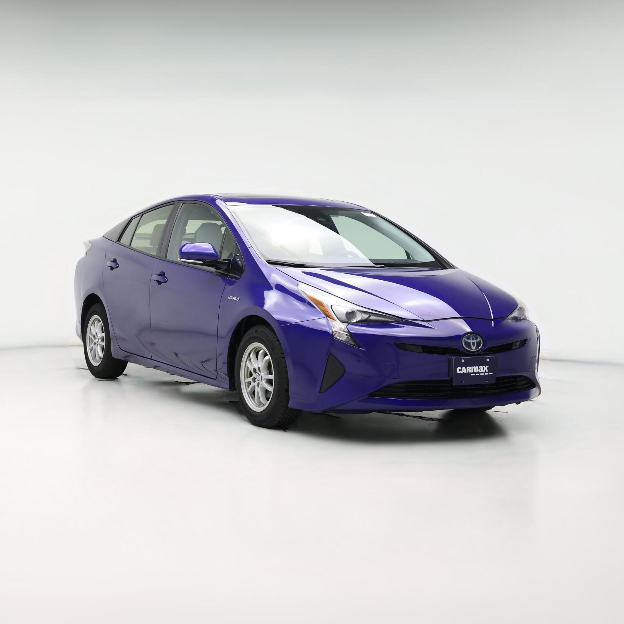 Thumbnail: 2017 Toyota Prius - 1