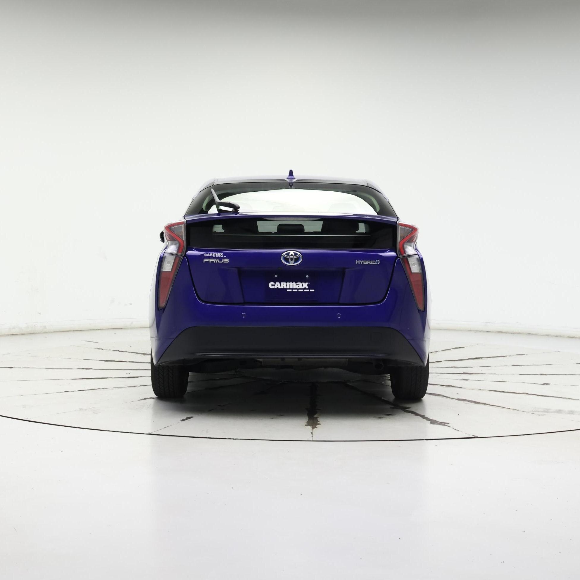 Thumbnail: 2017 Toyota Prius - 6