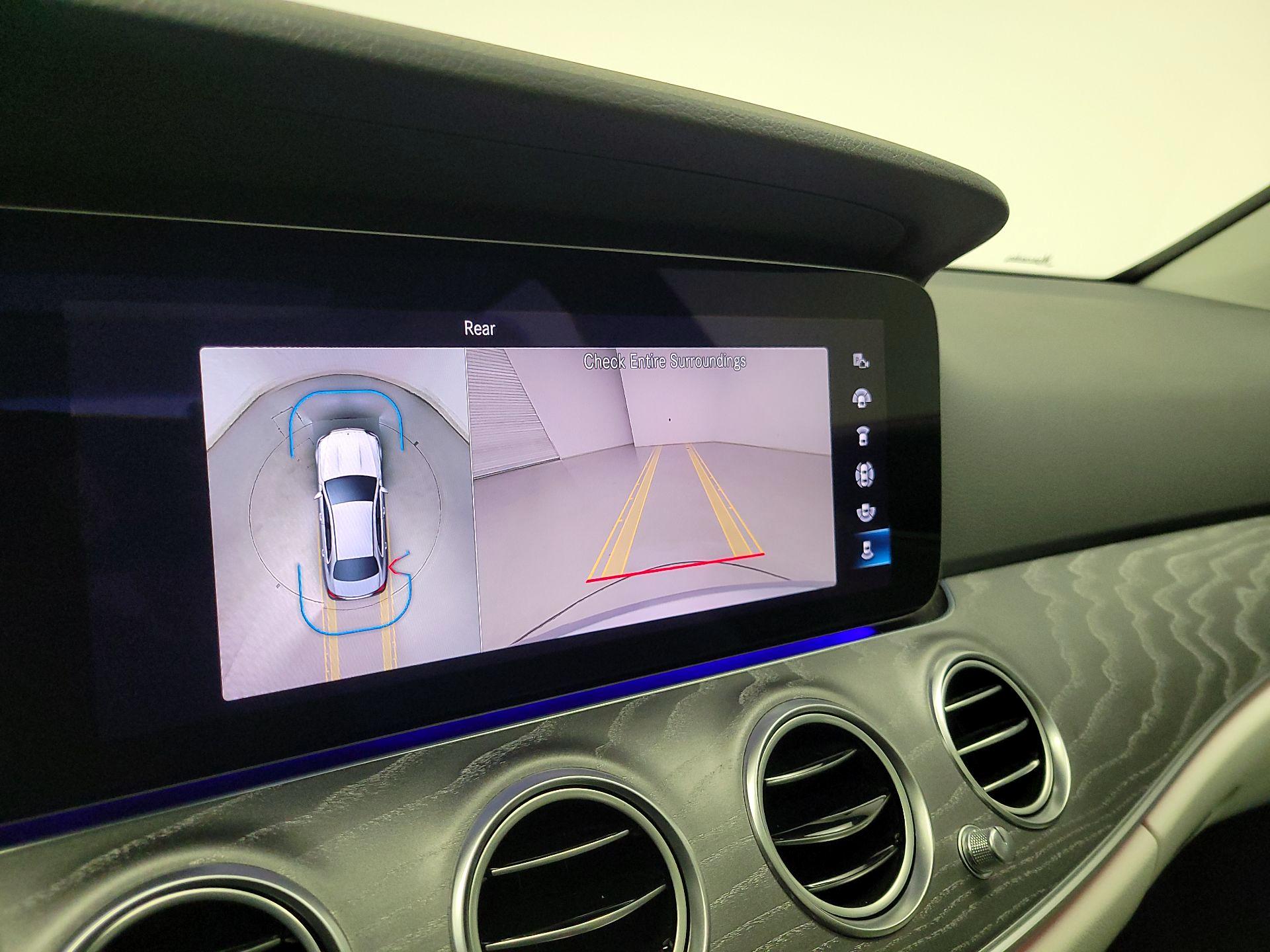 Thumbnail: 2022 Mercedes-Benz E-Class - 15