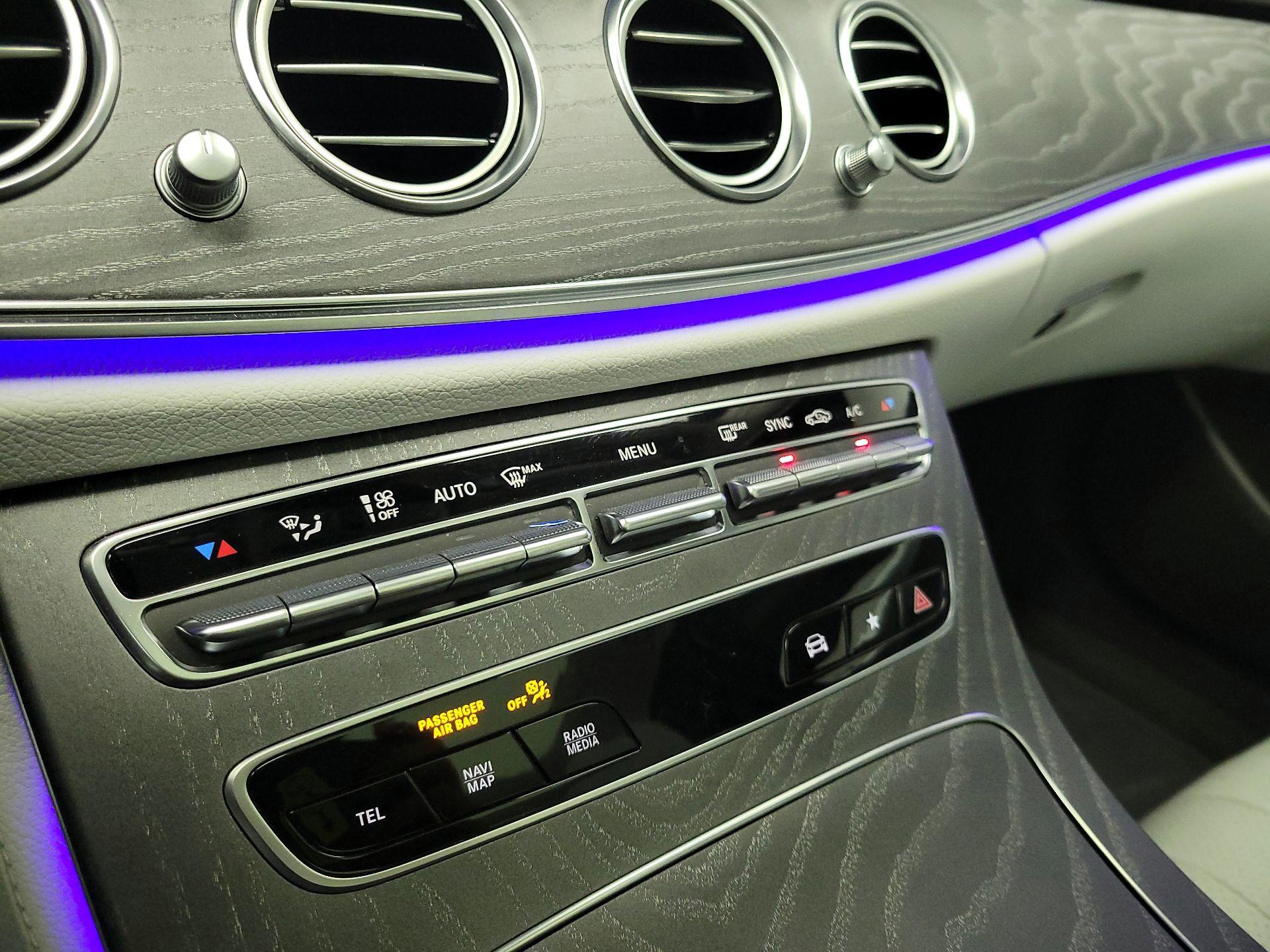 Thumbnail: 2022 Mercedes-Benz E-Class - 17