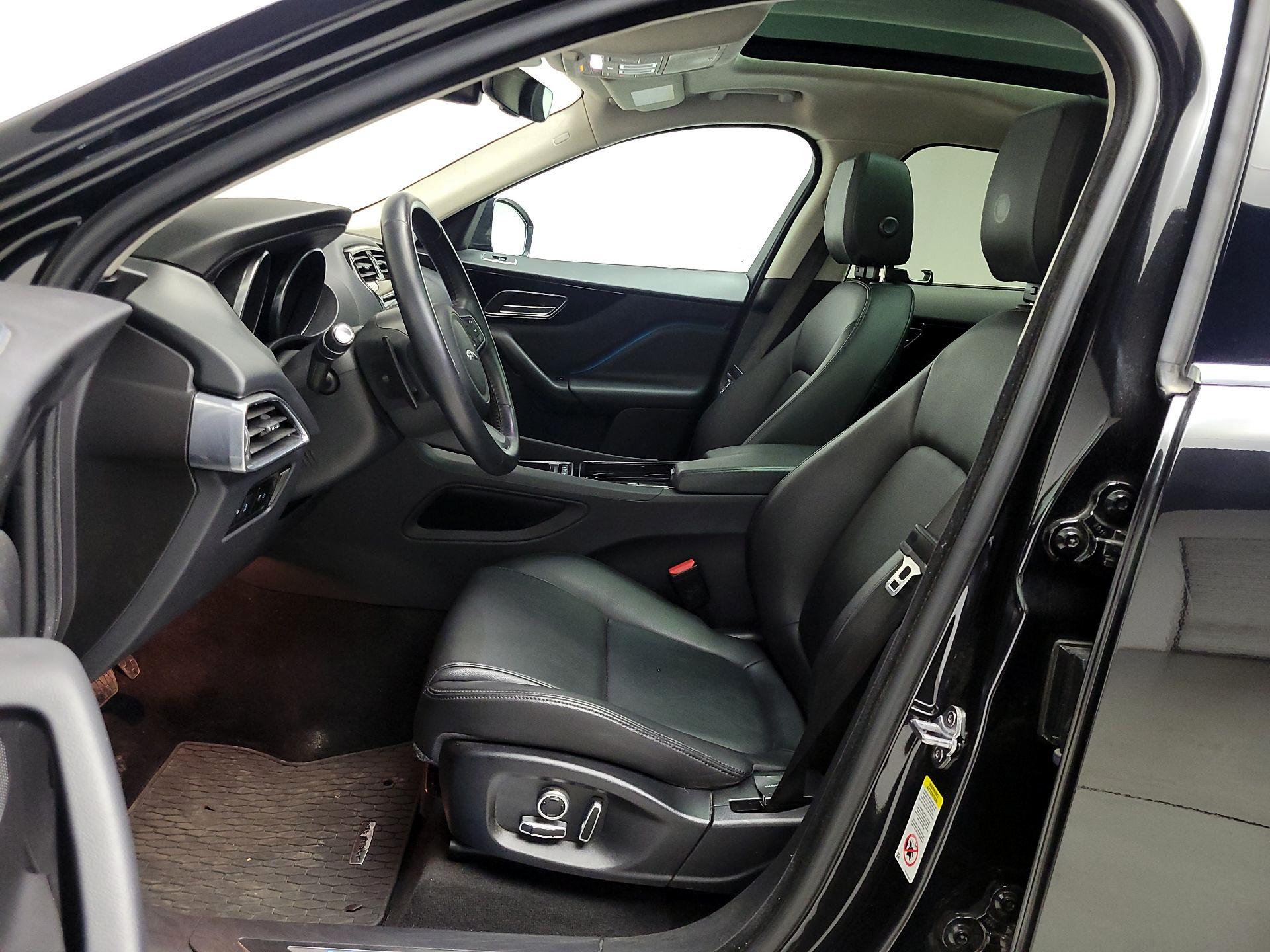 Thumbnail: 2020 Jaguar F-Pace - 11