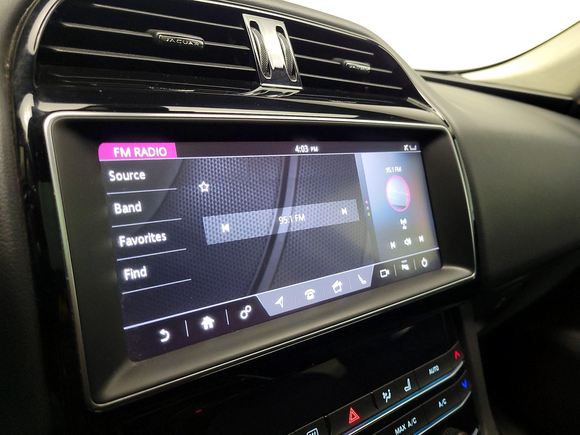 Thumbnail: 2020 Jaguar F-Pace - 16