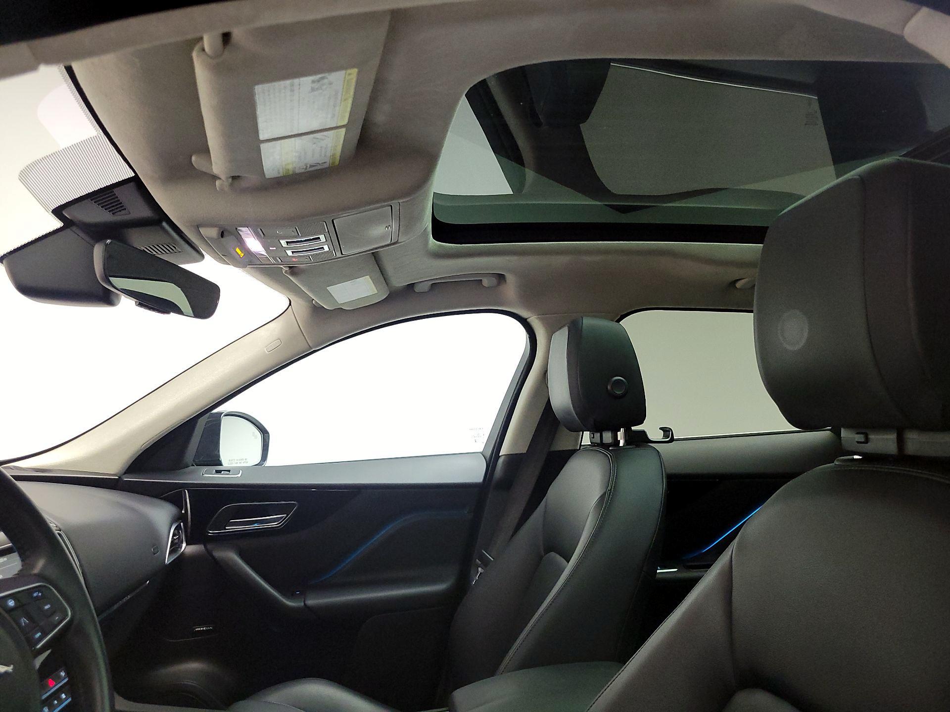 Thumbnail: 2020 Jaguar F-Pace - 20