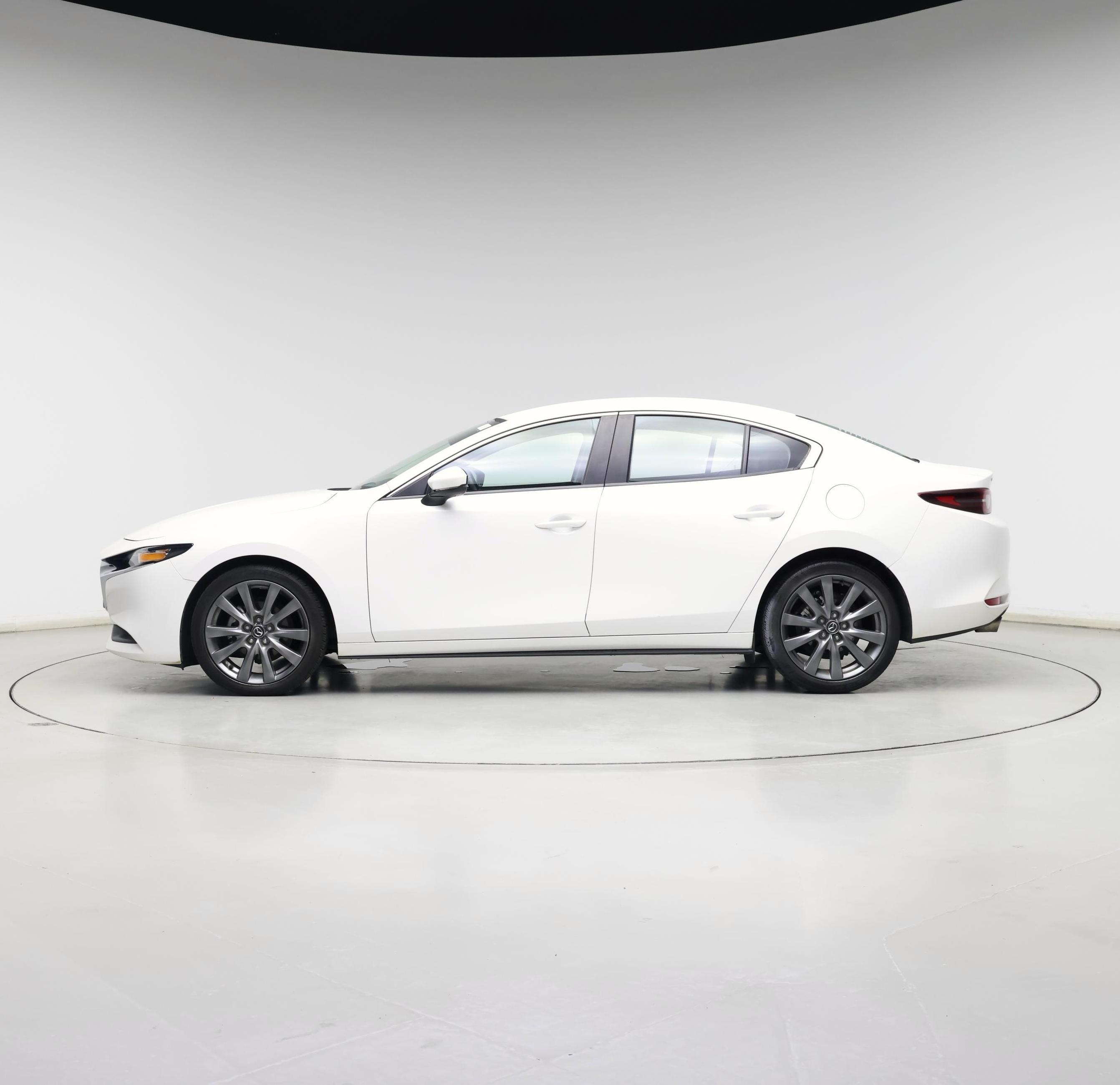 Thumbnail: 2021 Mazda Mazda3 - 3