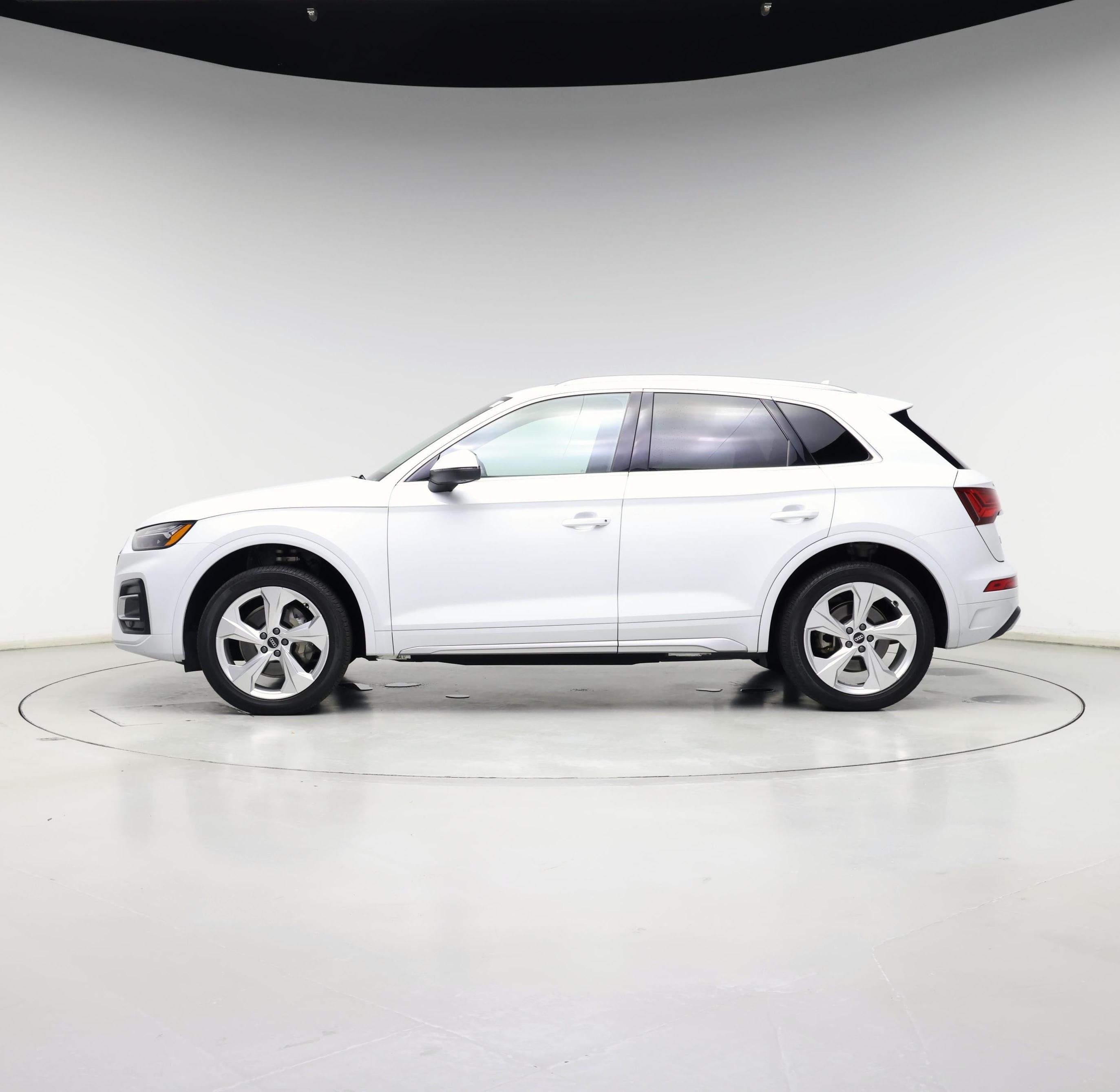 Thumbnail: 2021 Audi Q5 - 3