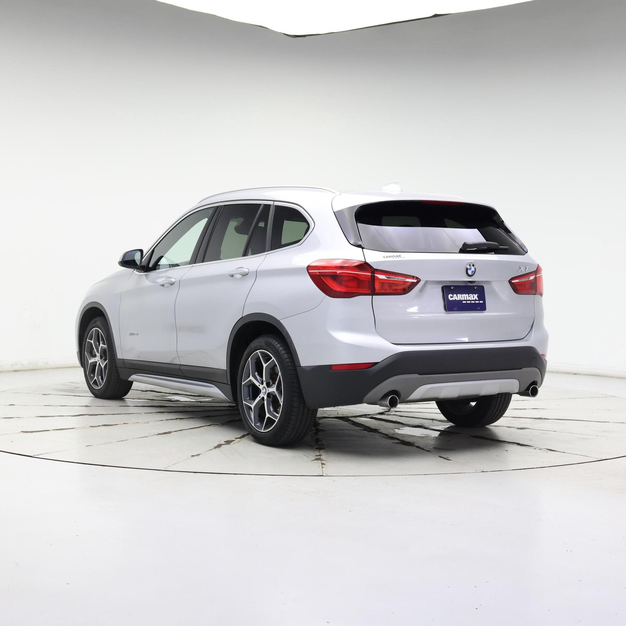 Thumbnail: 2018 BMW X1 - 2