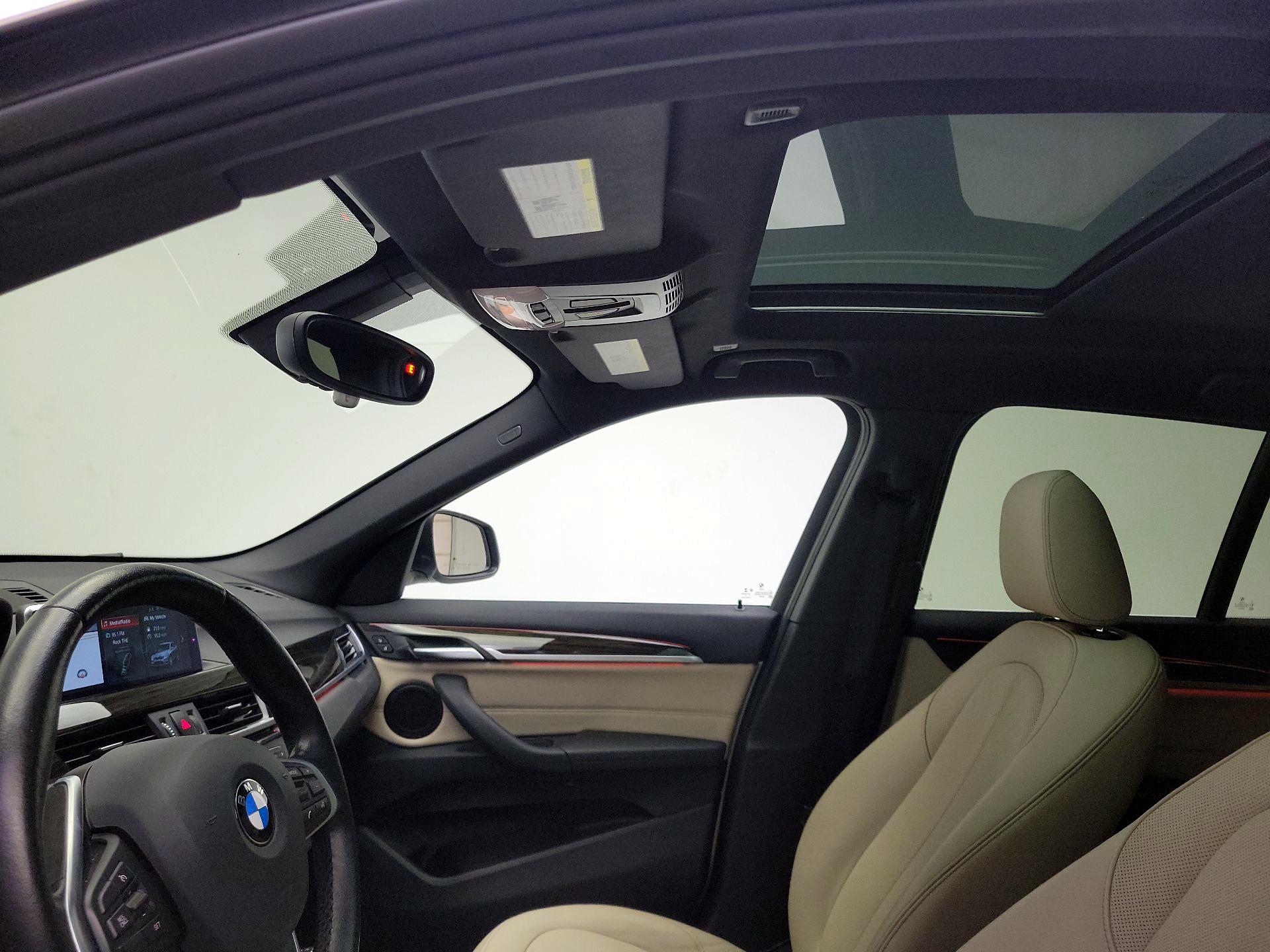Thumbnail: 2018 BMW X1 - 20