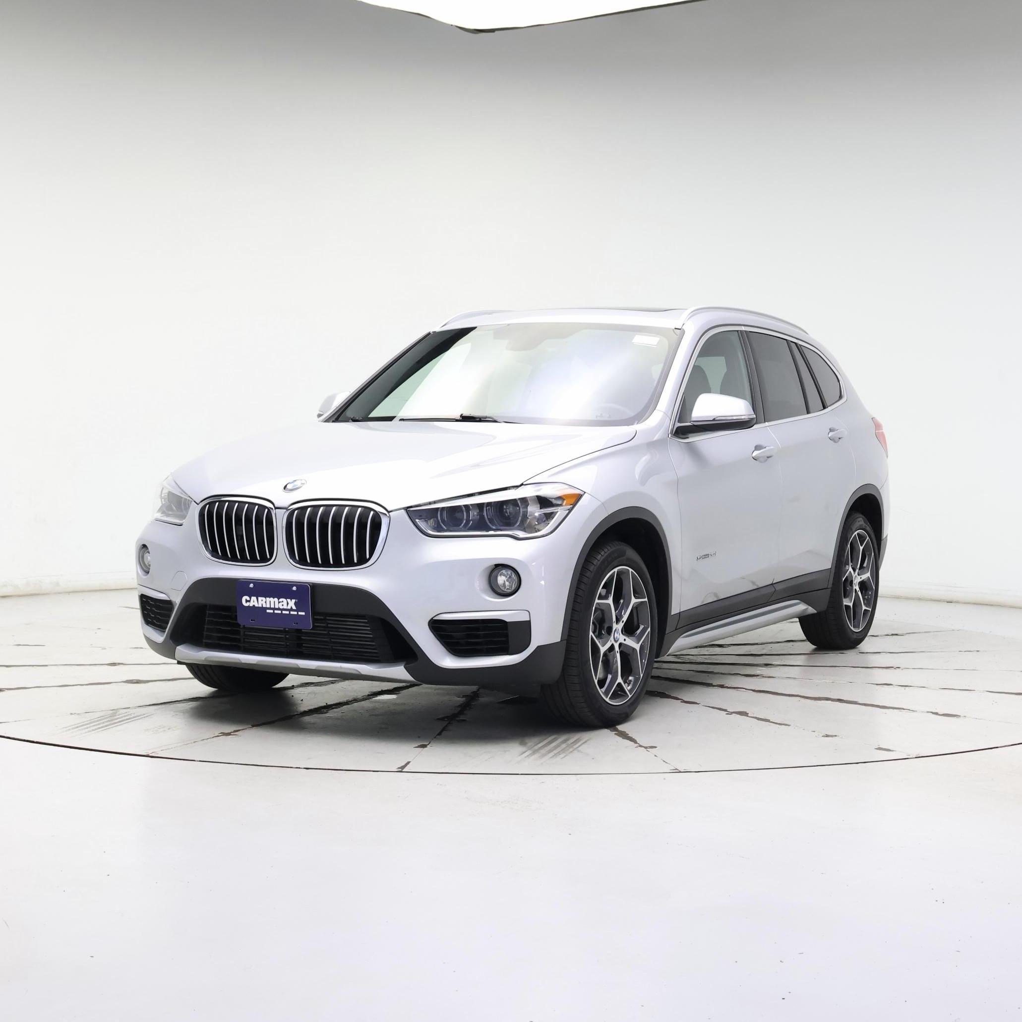Thumbnail: 2018 BMW X1 - 4