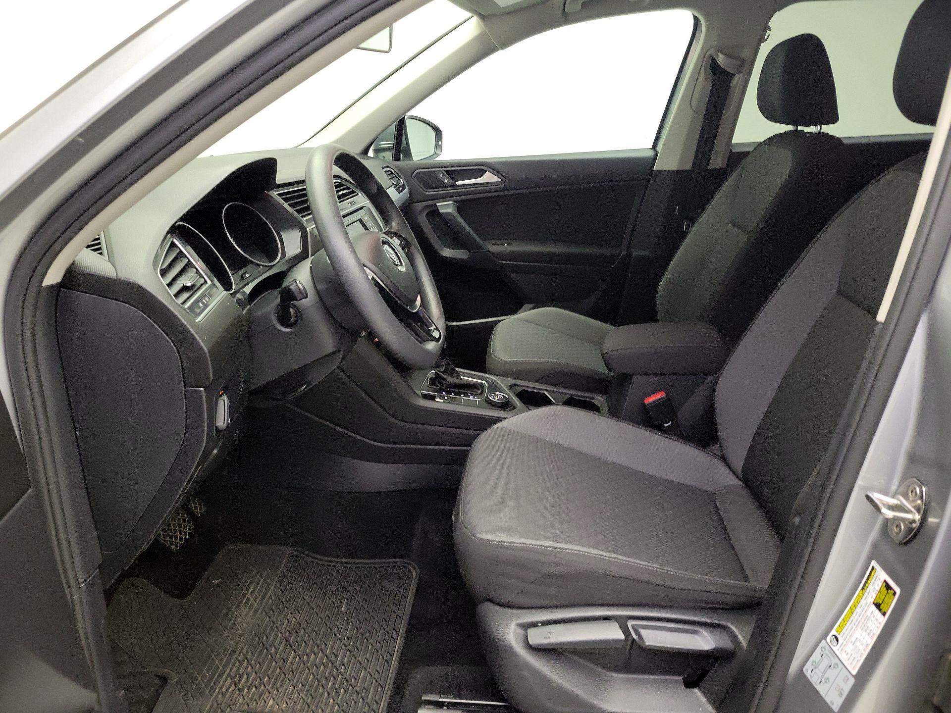 Thumbnail: 2019 Volkswagen Tiguan - 11