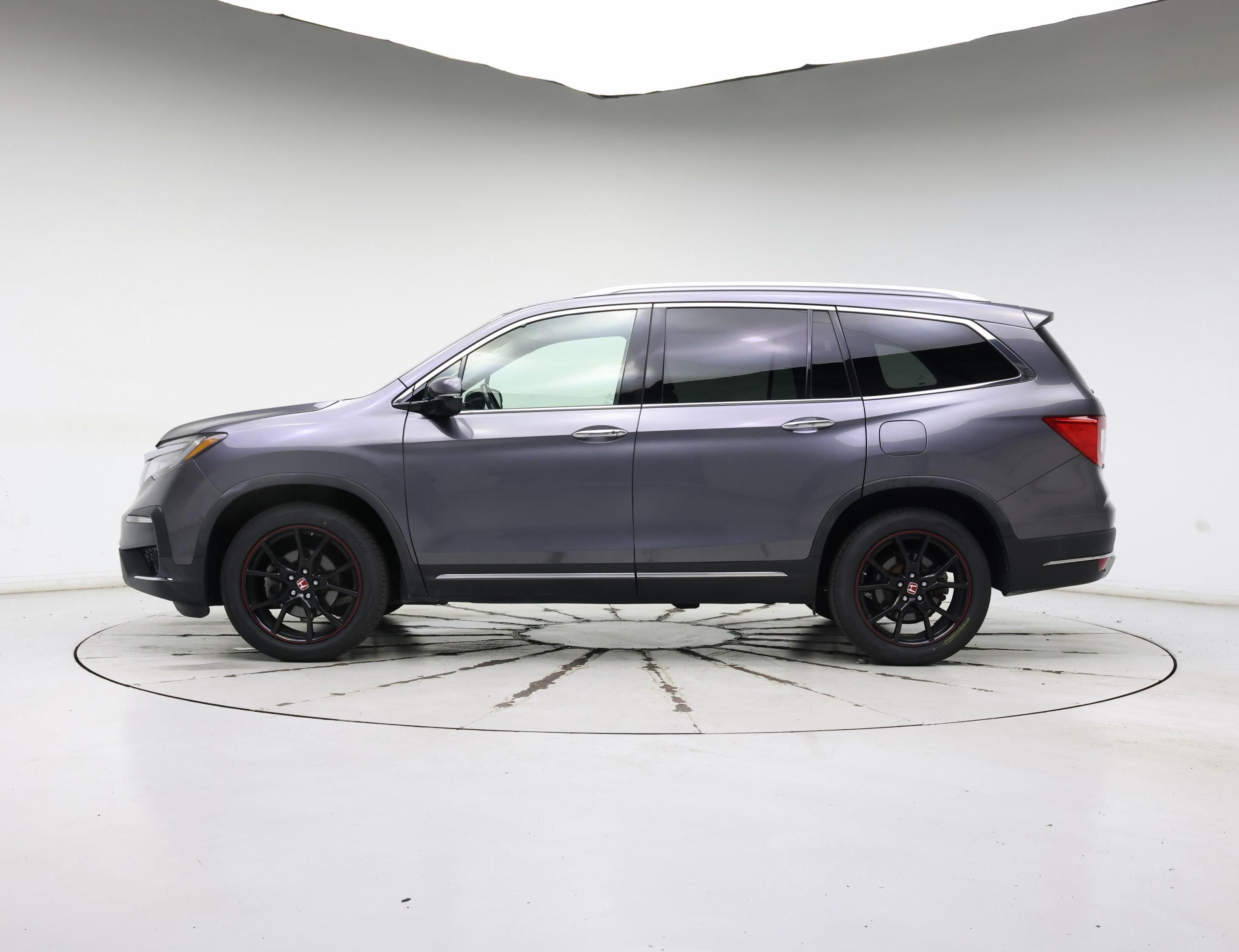 Thumbnail: 2019 Honda Pilot - 3