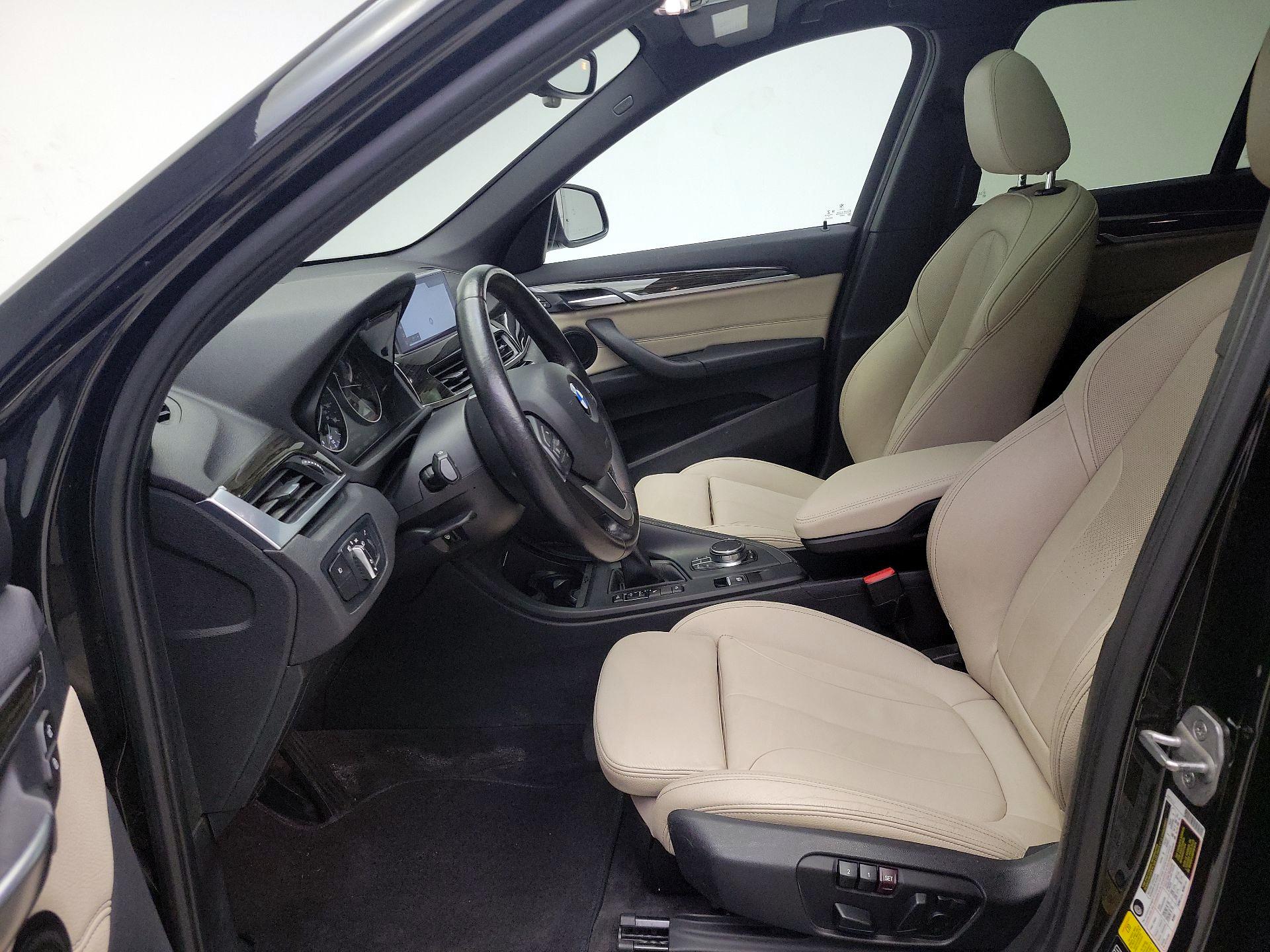 Thumbnail: 2018 BMW X1 - 11