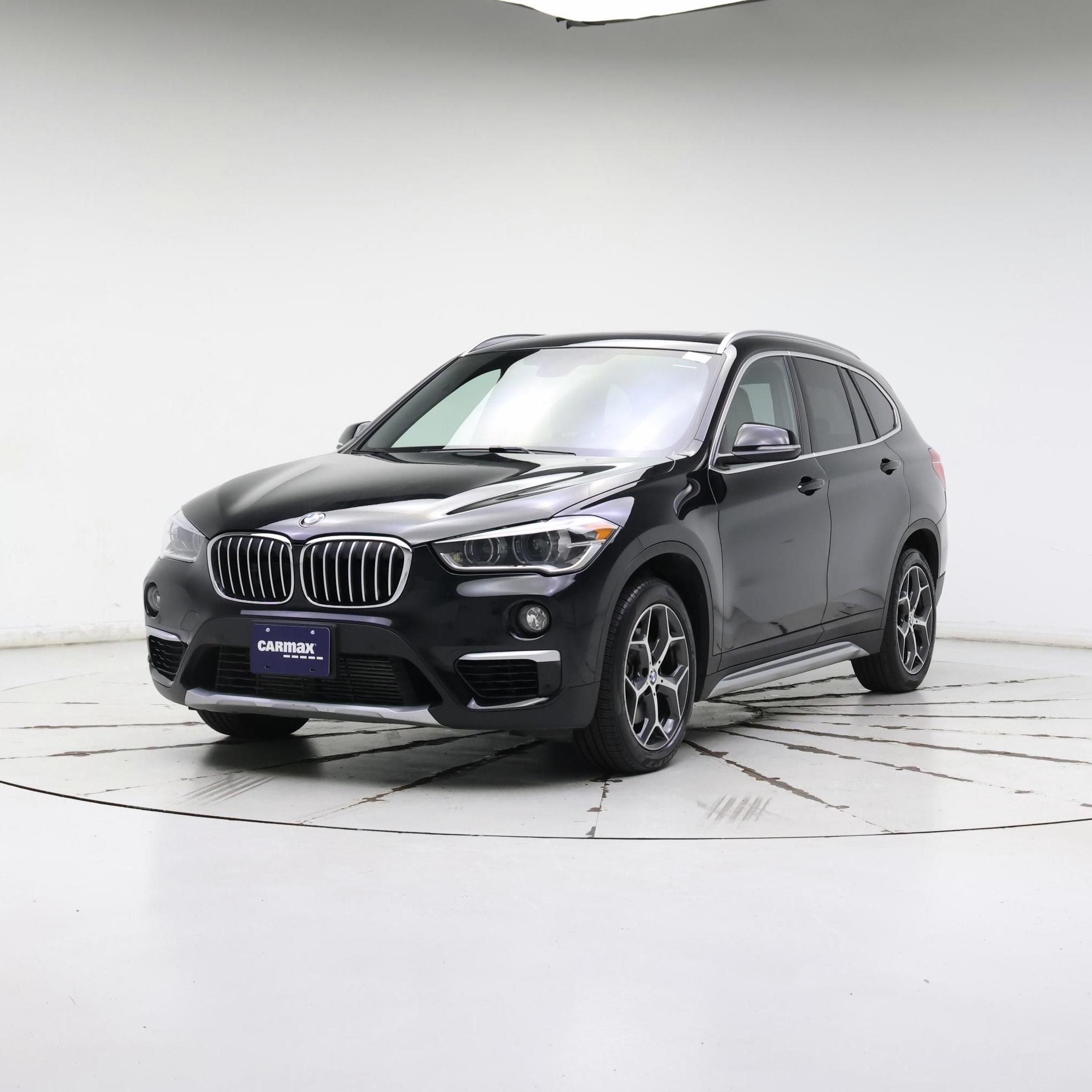 Thumbnail: 2018 BMW X1 - 4