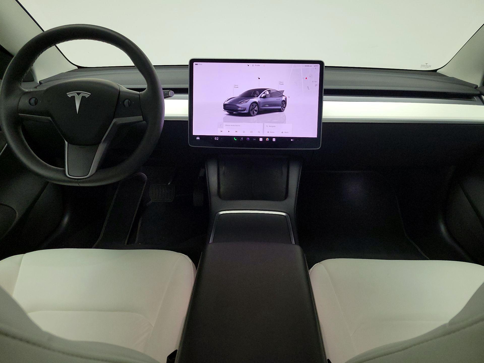 Thumbnail: 2022 Tesla Model 3 - 9