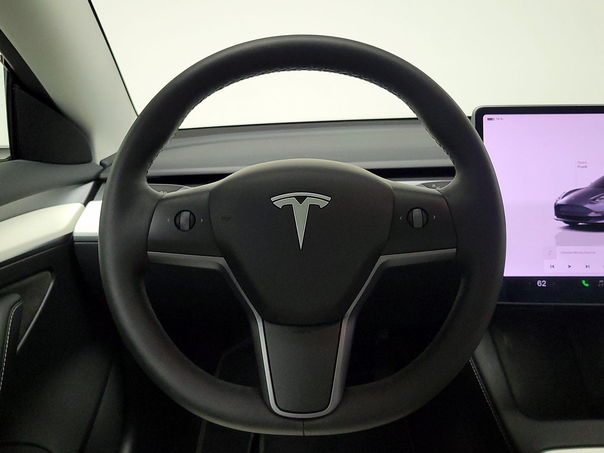 Thumbnail: 2022 Tesla Model 3 - 10