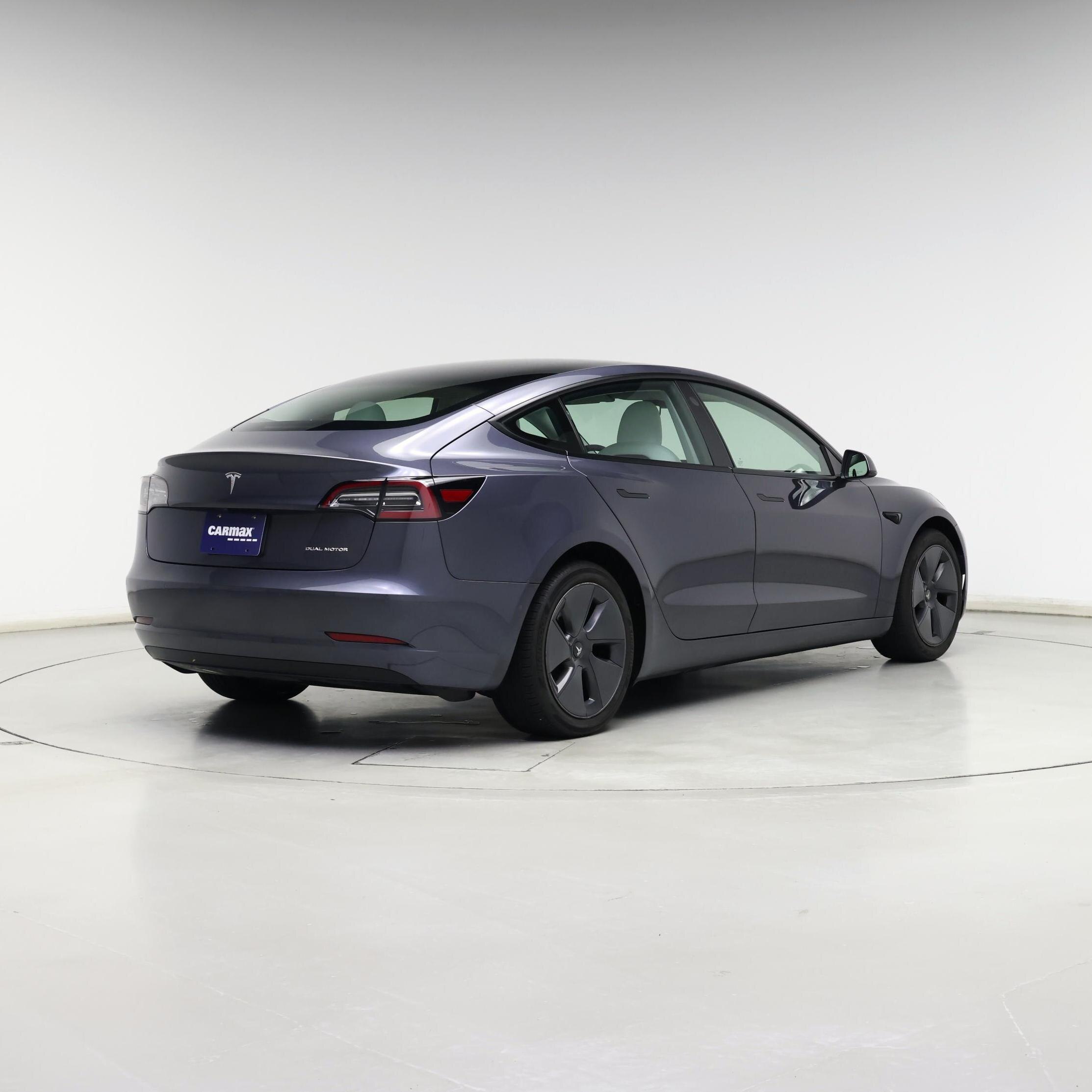 Thumbnail: 2022 Tesla Model 3 - 8