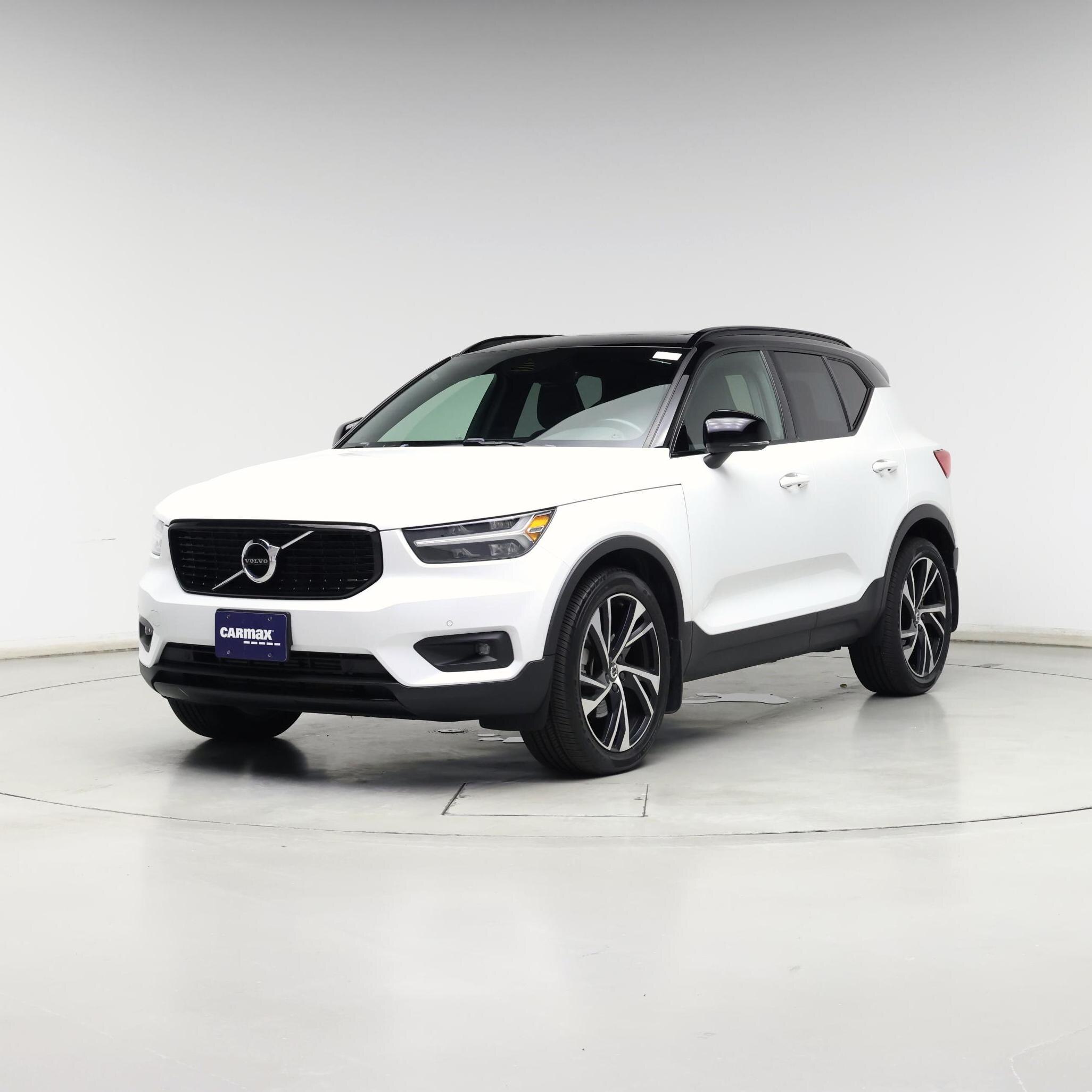 Thumbnail: 2021 Volvo XC40 - 4