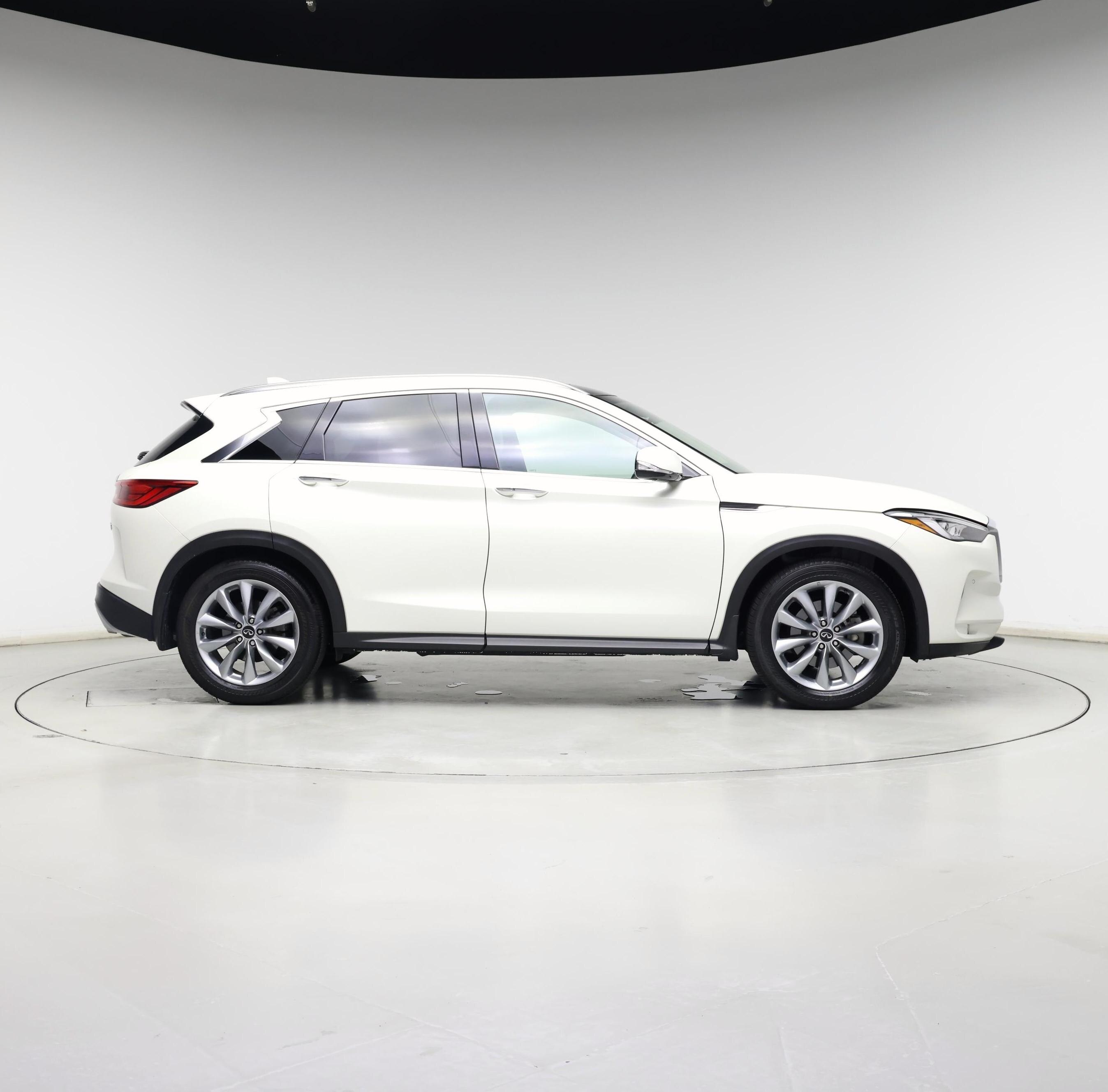 Thumbnail: 2020 INFINITI QX50 - 7