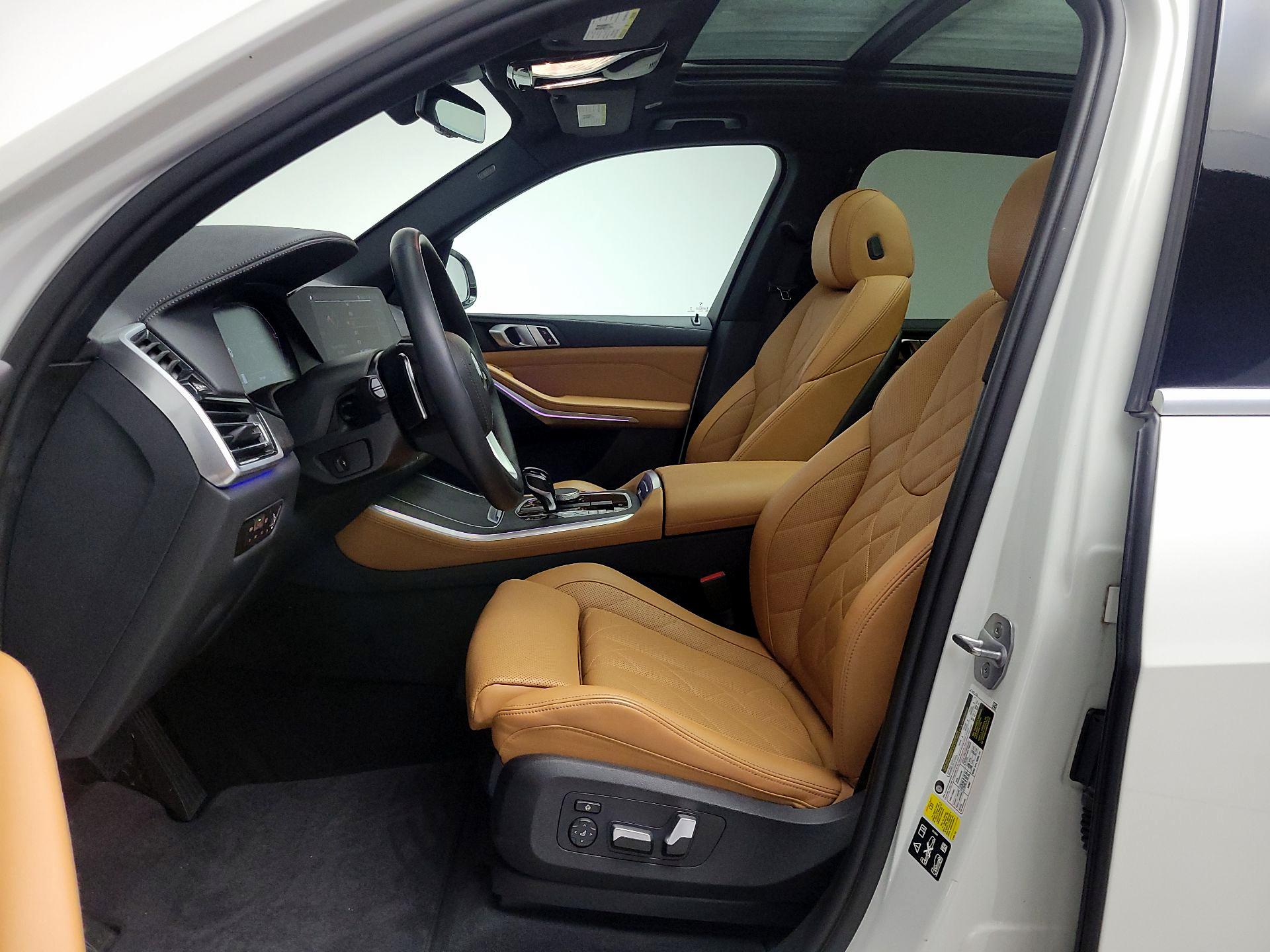 Thumbnail: 2023 BMW X5 - 11