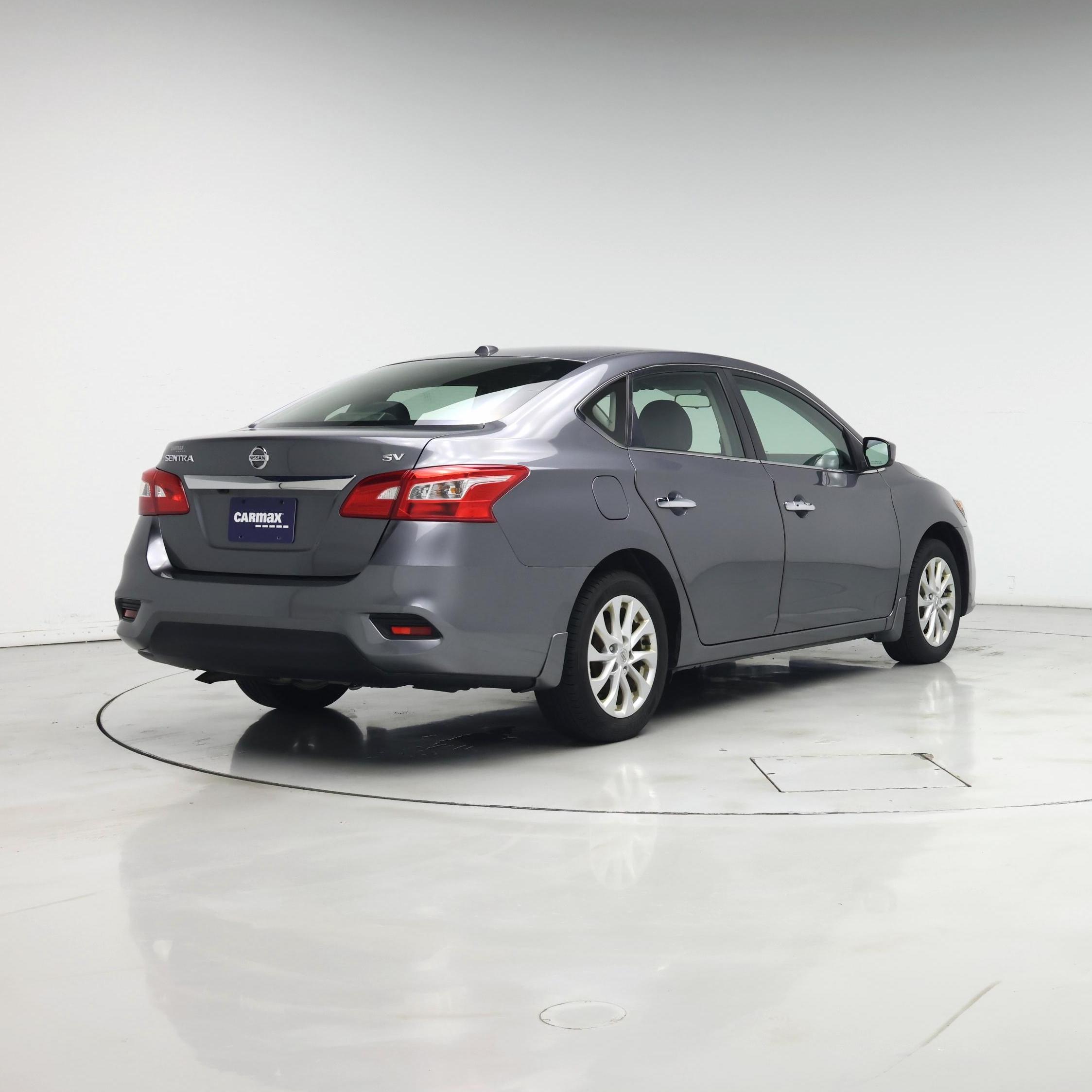 Thumbnail: 2018 Nissan Sentra - 8