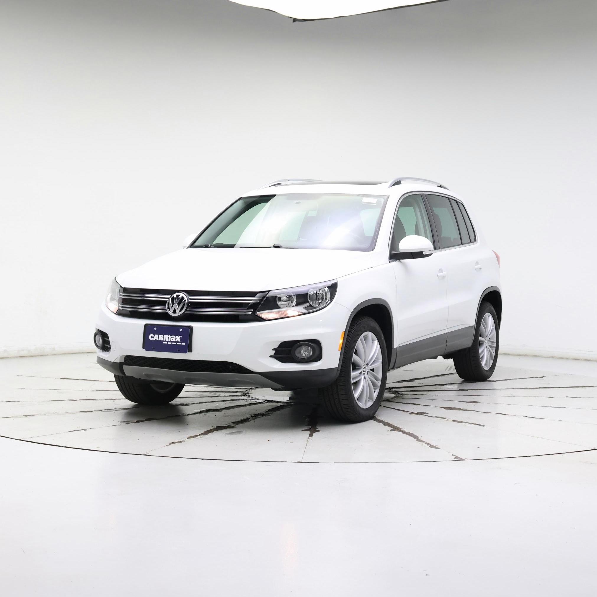 Thumbnail: 2015 Volkswagen Tiguan - 4