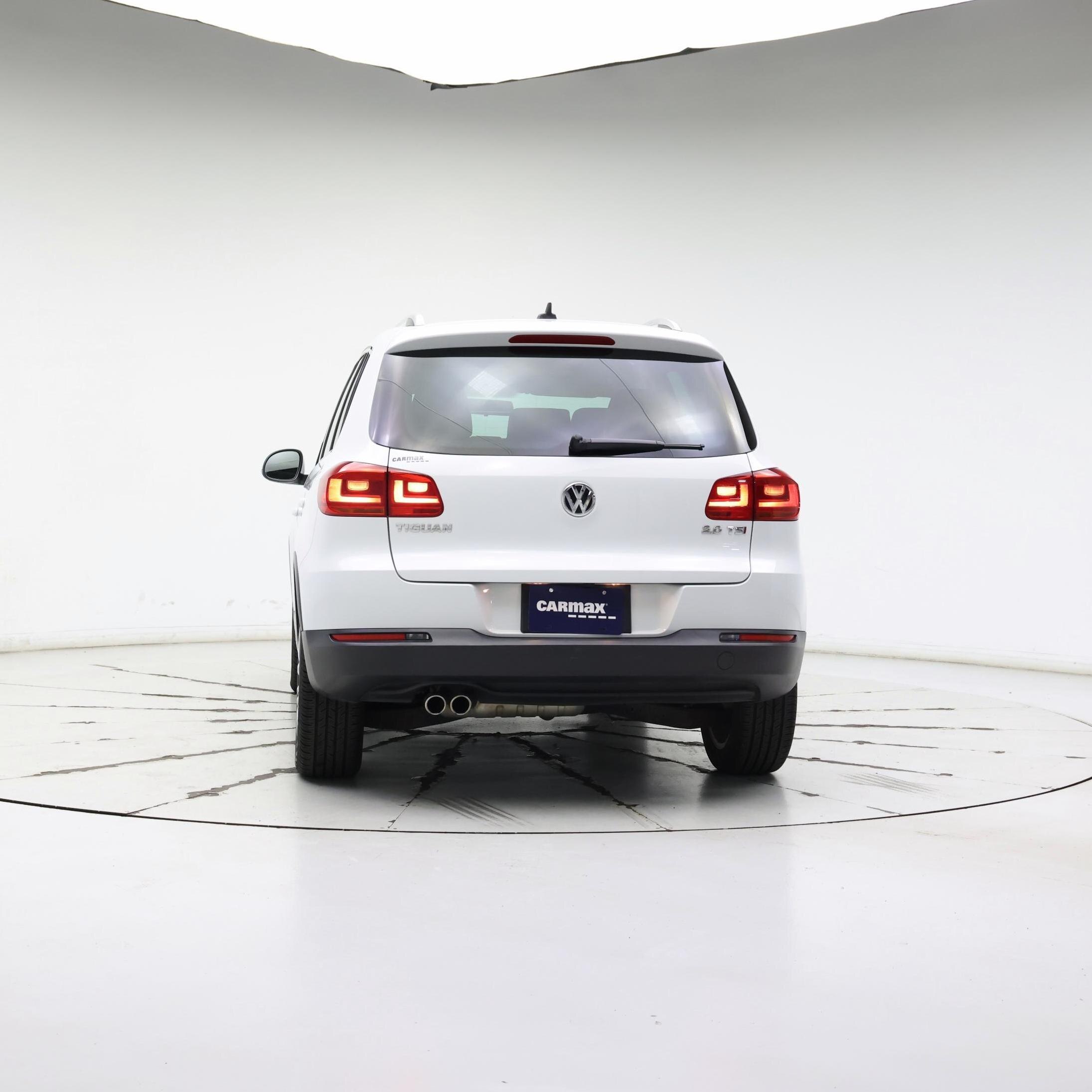 Thumbnail: 2015 Volkswagen Tiguan - 6