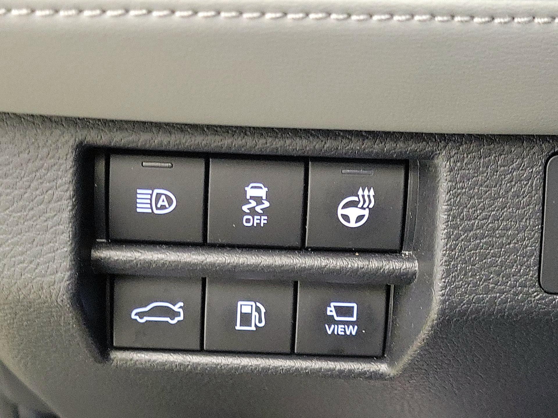 Thumbnail: 2019 Toyota Avalon - 13