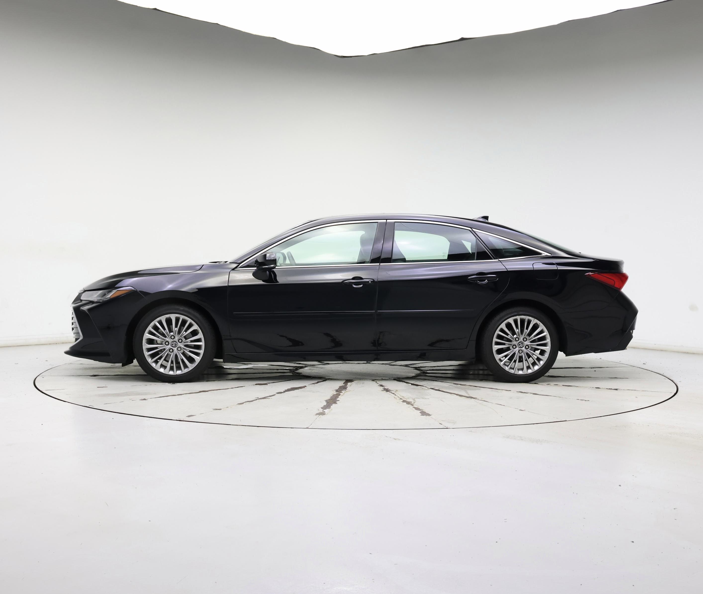 Thumbnail: 2019 Toyota Avalon - 3