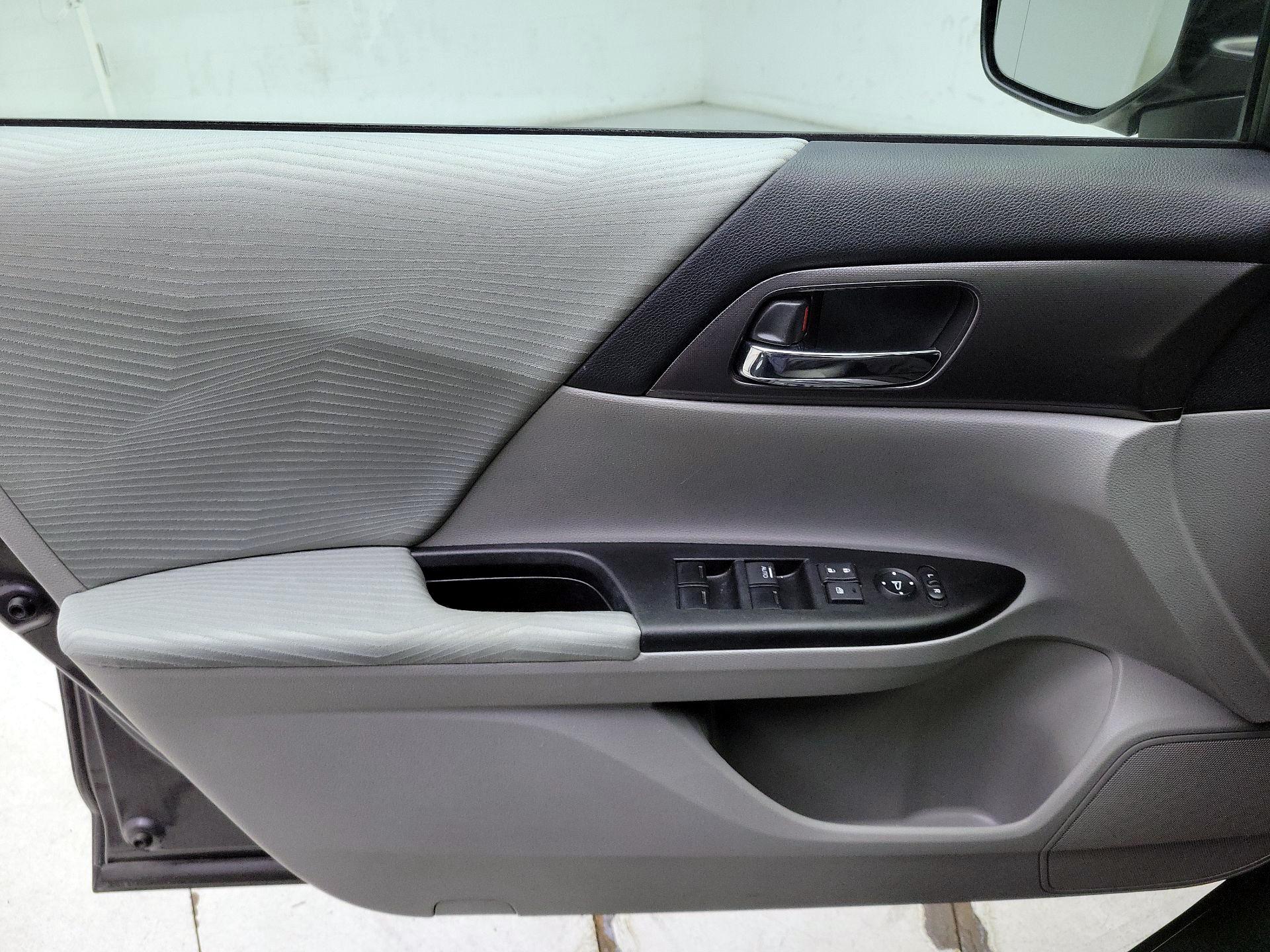 Thumbnail: 2014 Honda Accord - 12
