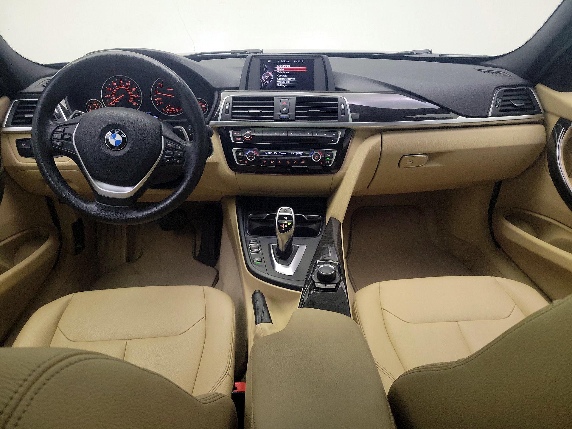 Thumbnail: 2016 BMW 3 Series - 9
