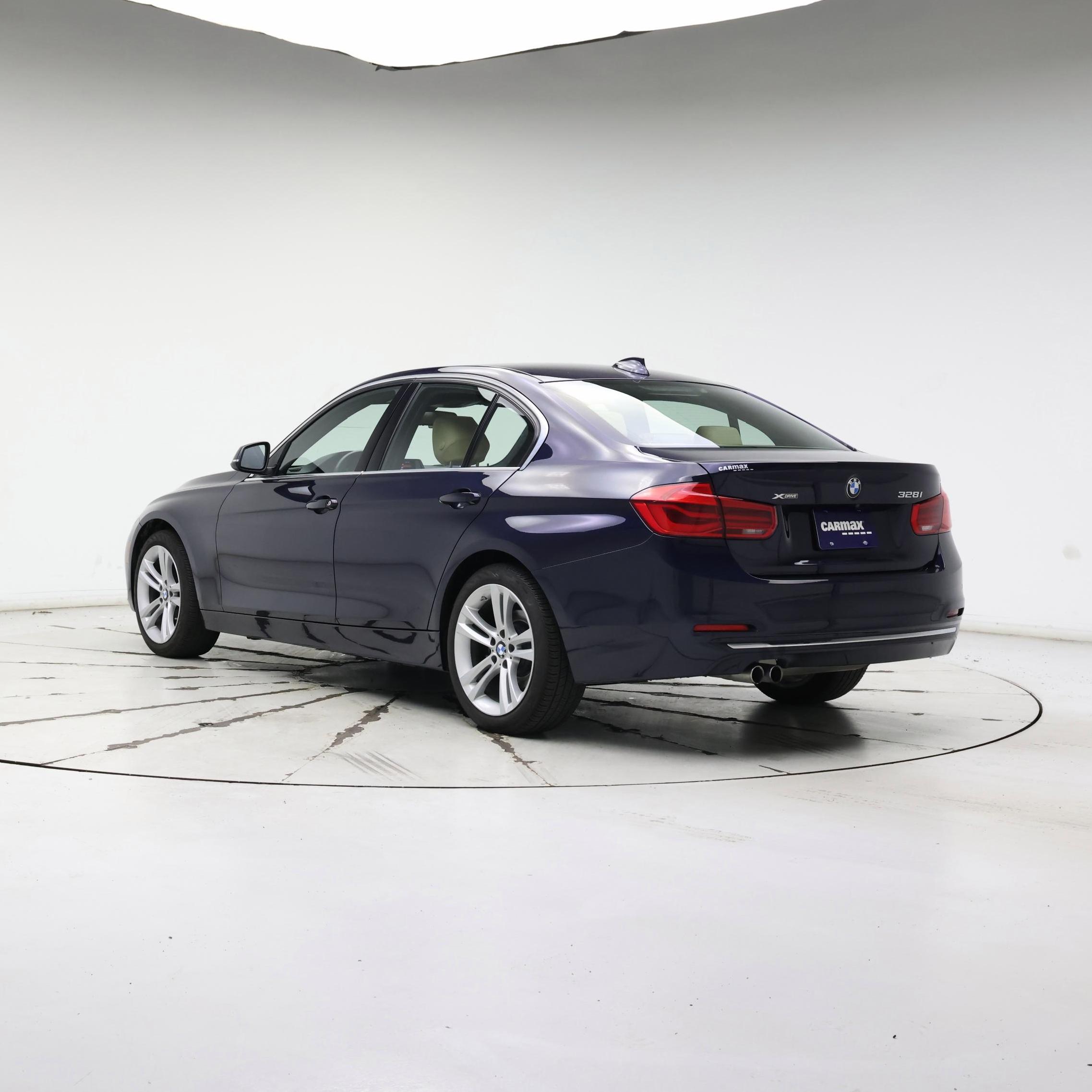 Thumbnail: 2016 BMW 3 Series - 2