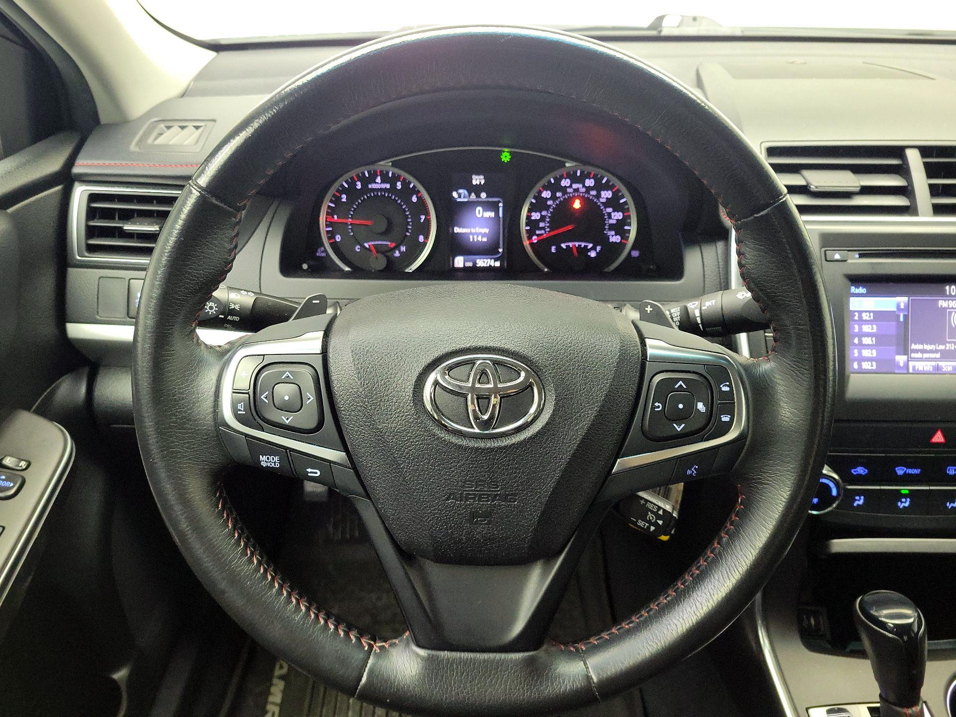 Thumbnail: 2017 Toyota Camry - 10