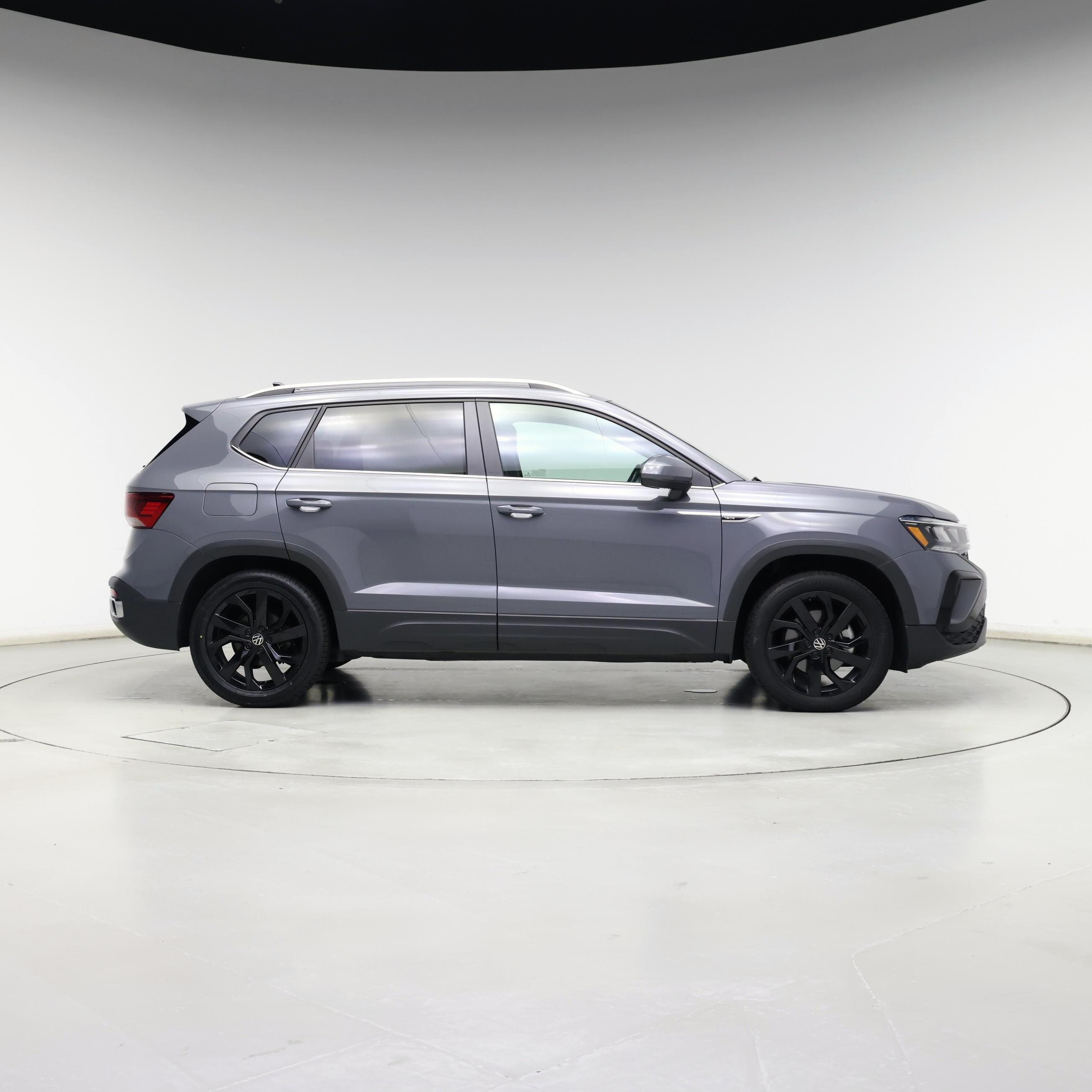 Thumbnail: 2023 Volkswagen Taos - 7