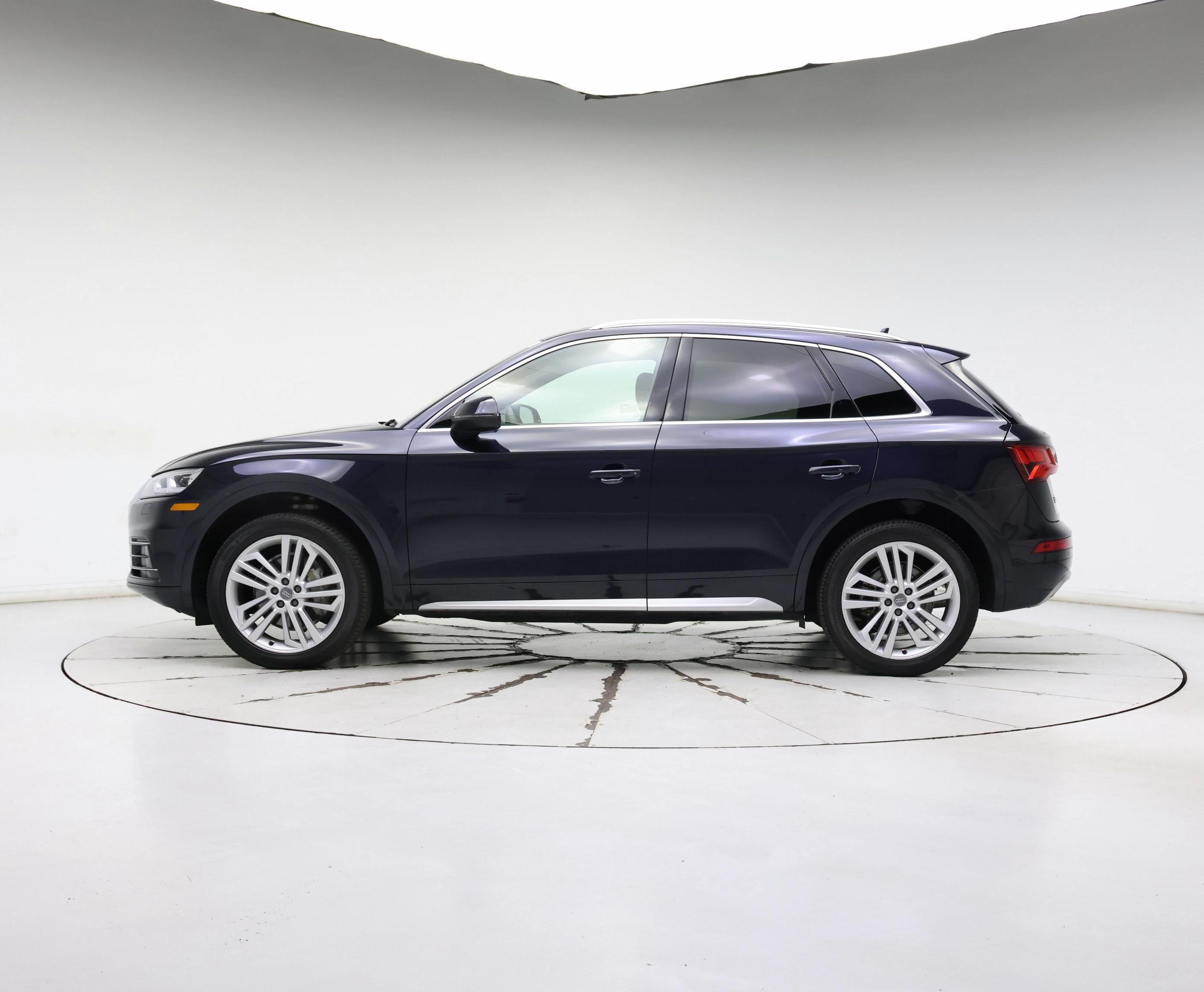 Thumbnail: 2019 Audi Q5 - 3