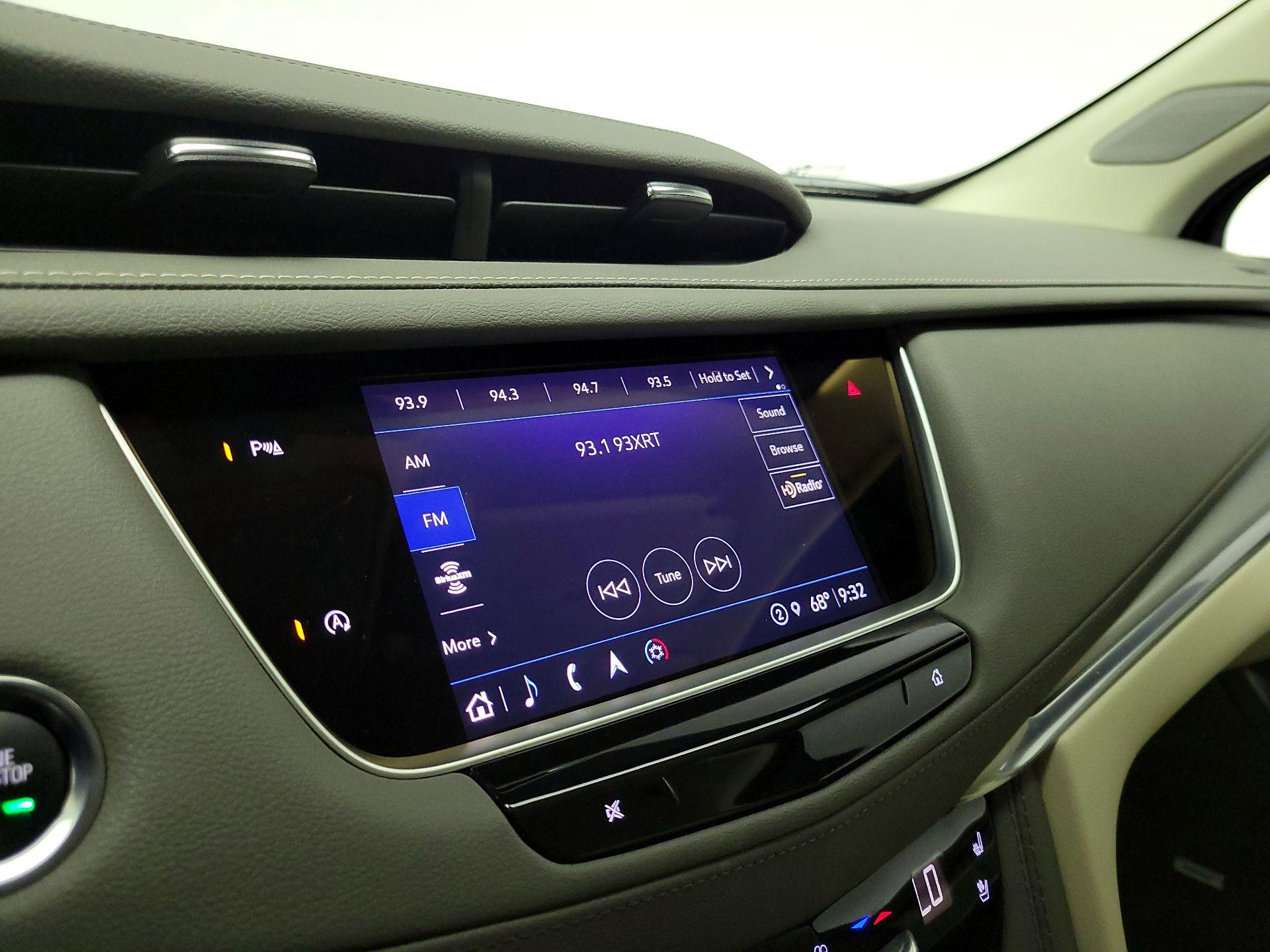 Thumbnail: 2023 Cadillac XT5 - 15