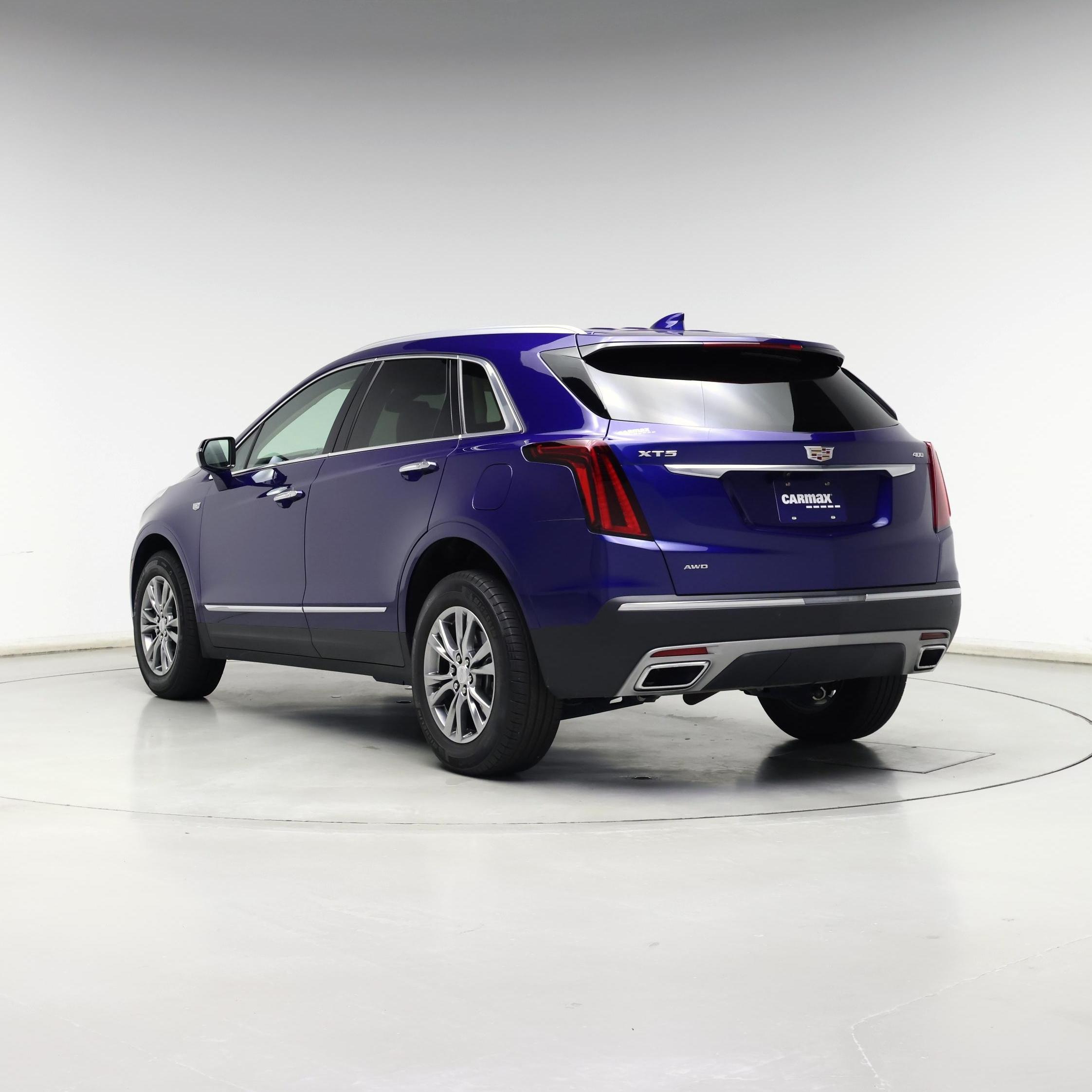 Thumbnail: 2023 Cadillac XT5 - 2