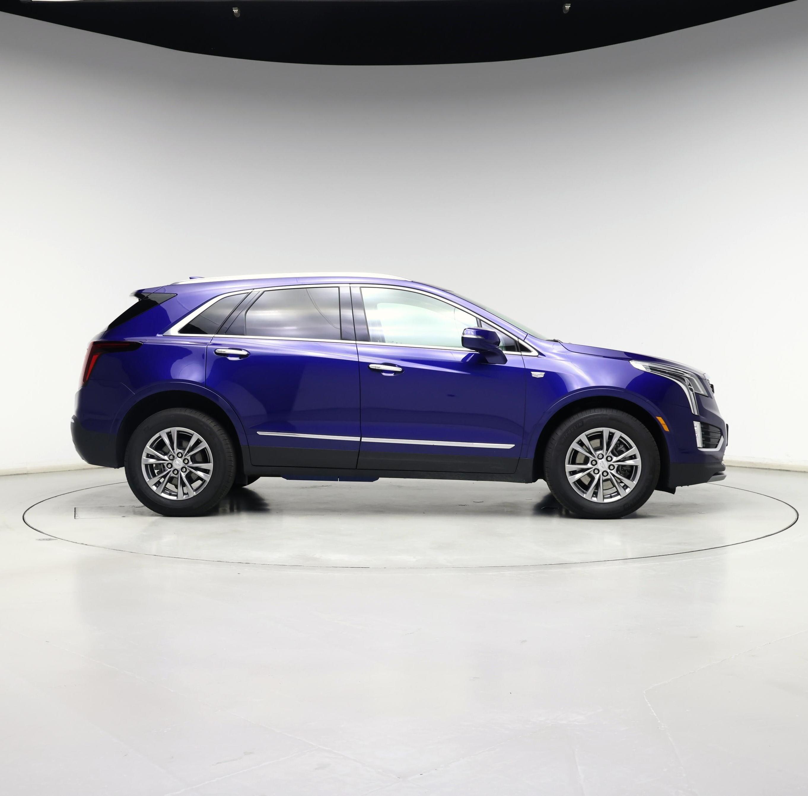 Thumbnail: 2023 Cadillac XT5 - 7
