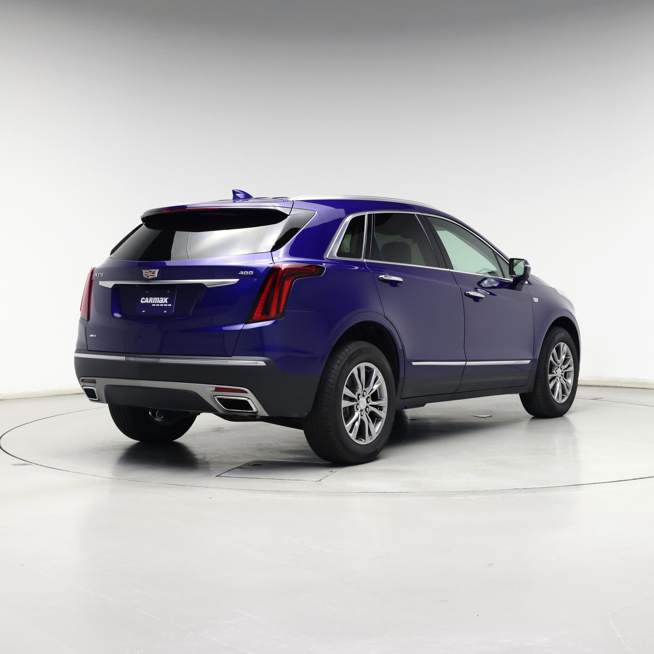 Thumbnail: 2023 Cadillac XT5 - 8