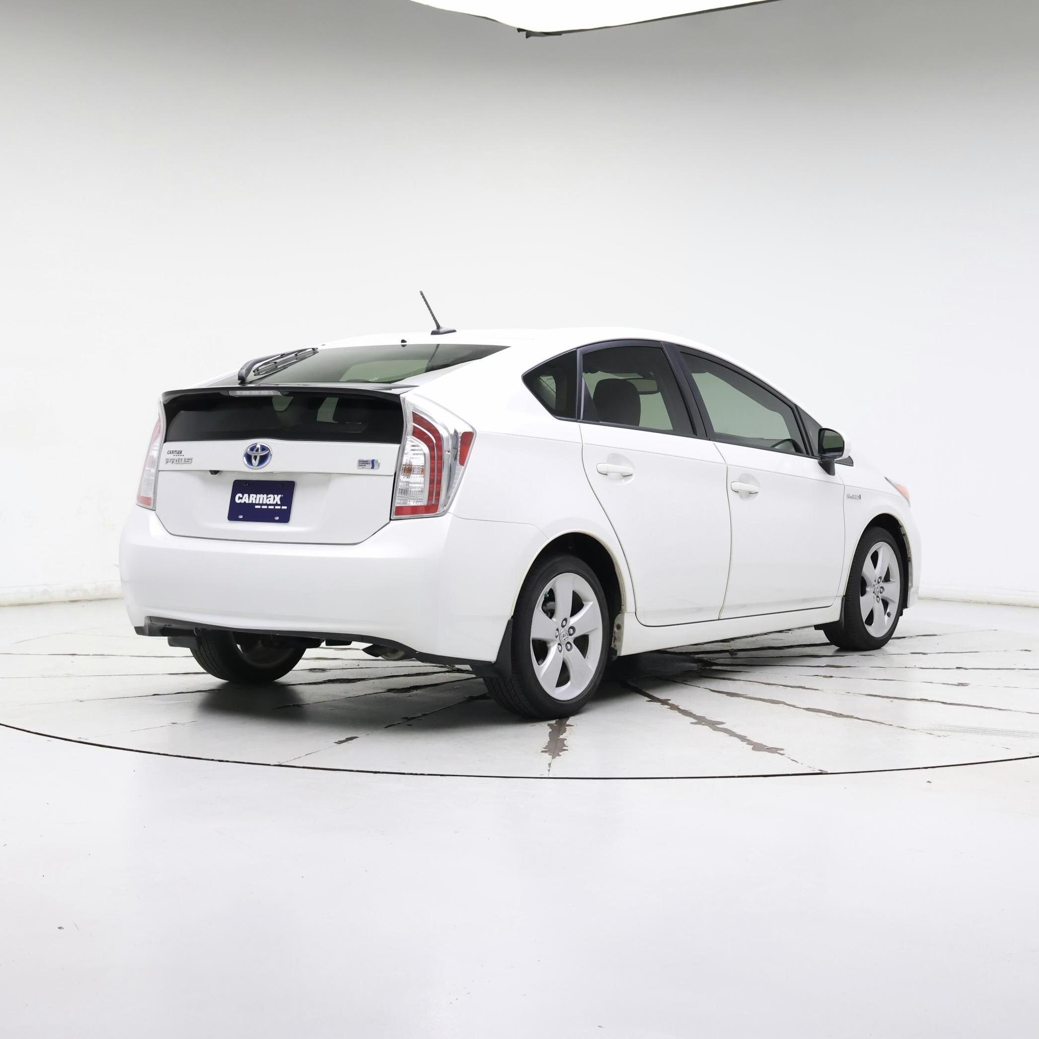 Thumbnail: 2014 Toyota Prius - 8