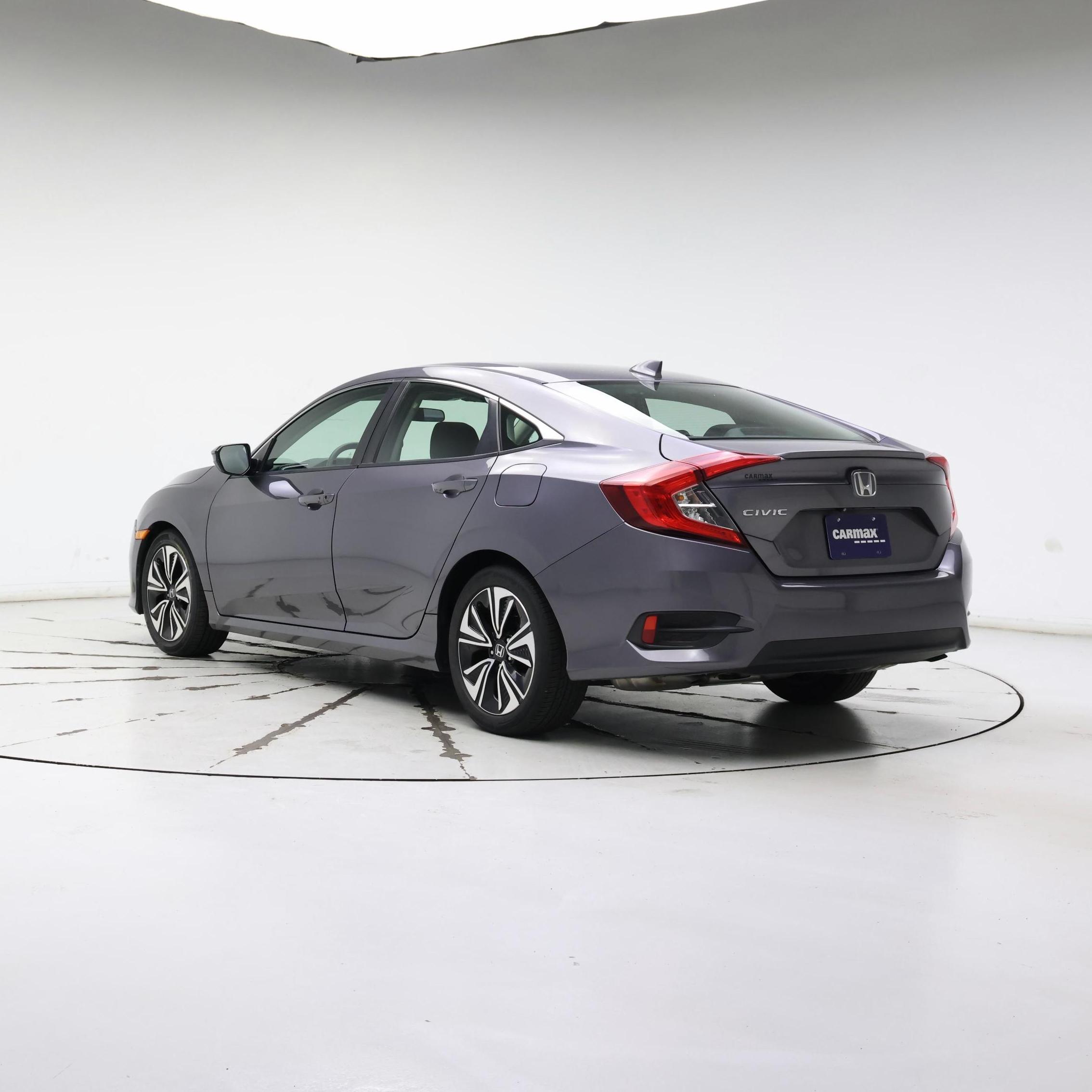 Thumbnail: 2017 Honda Civic - 2