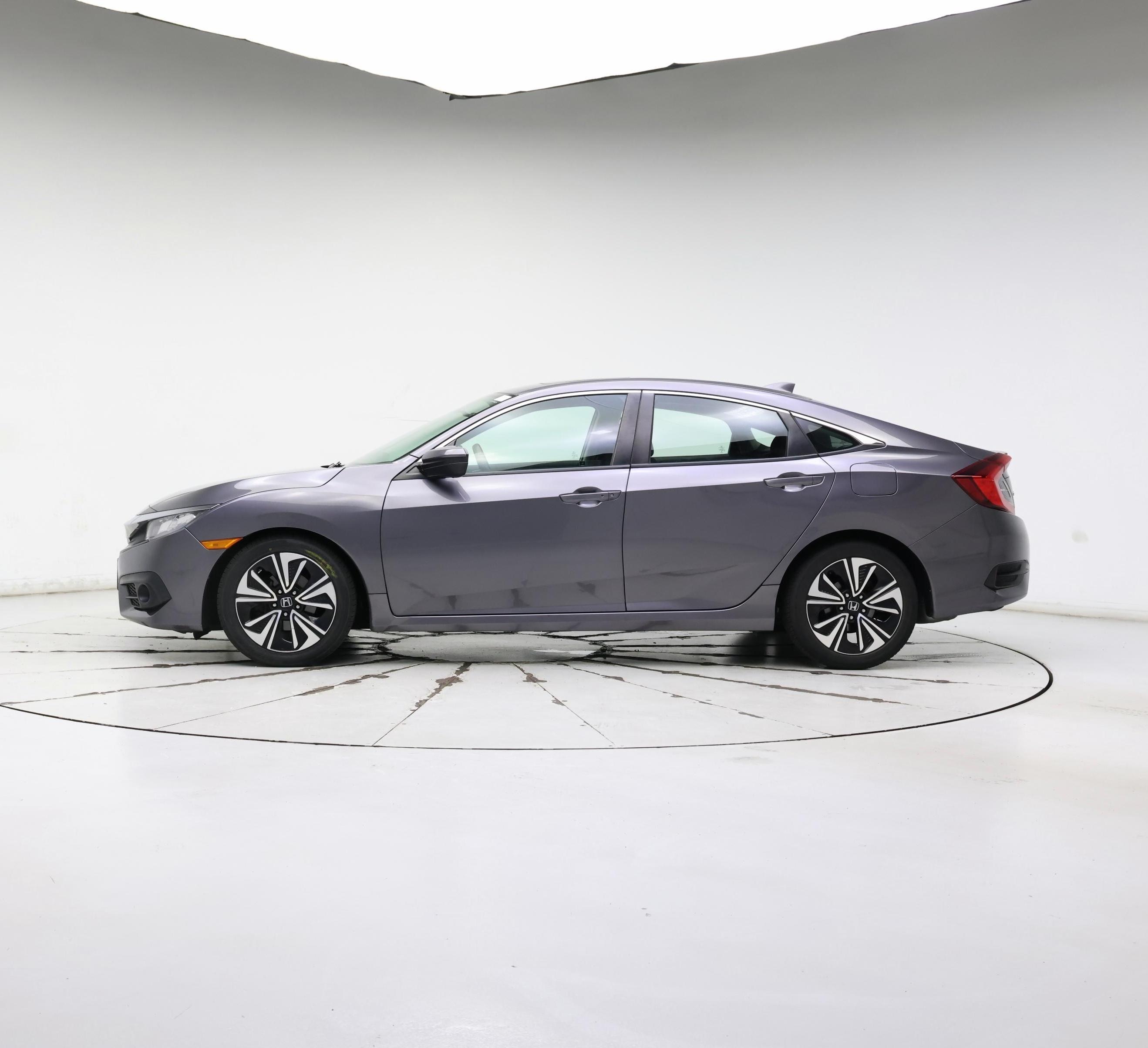 Thumbnail: 2017 Honda Civic - 3