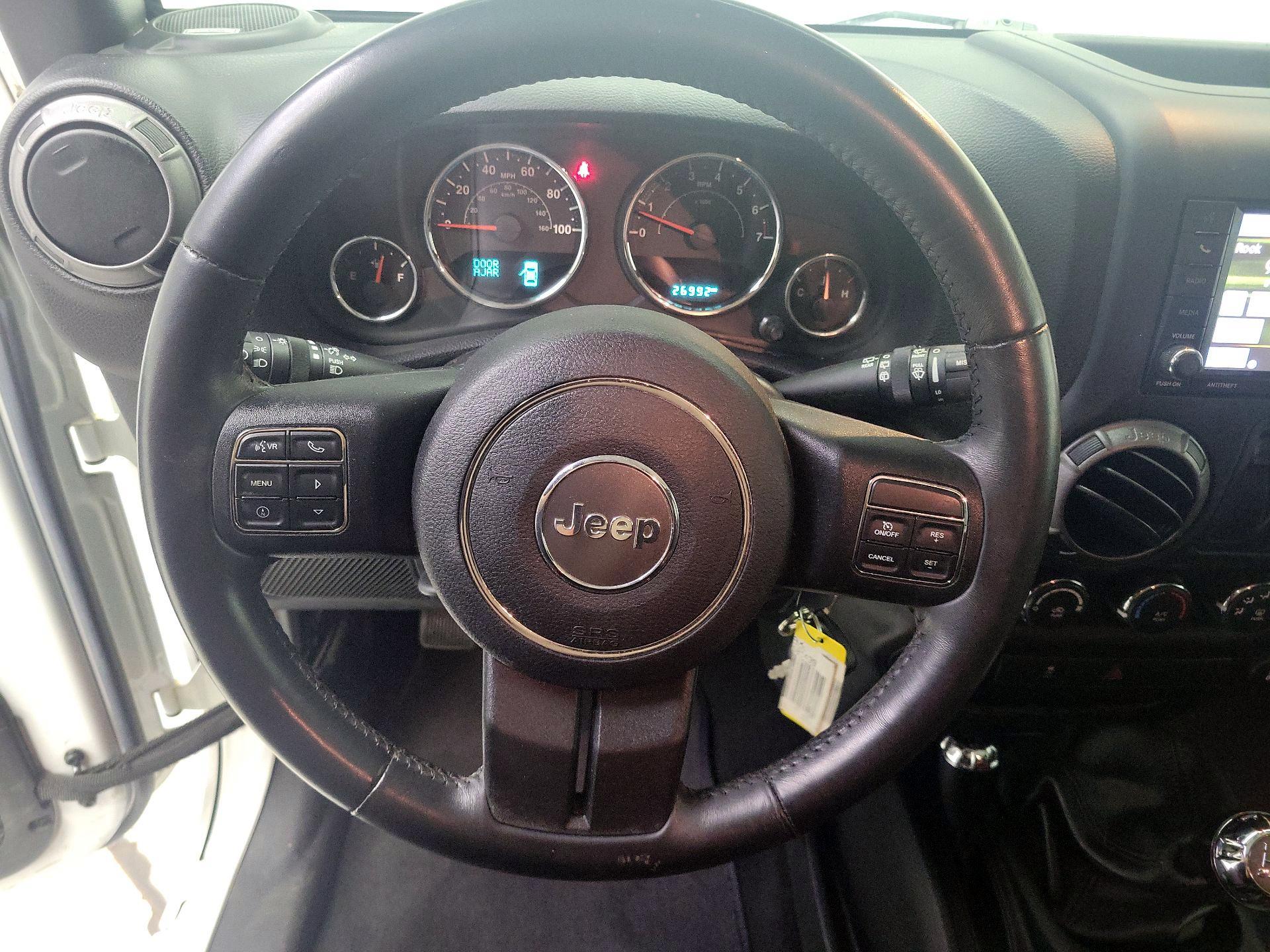 Thumbnail: 2016 Jeep Wrangler - 10