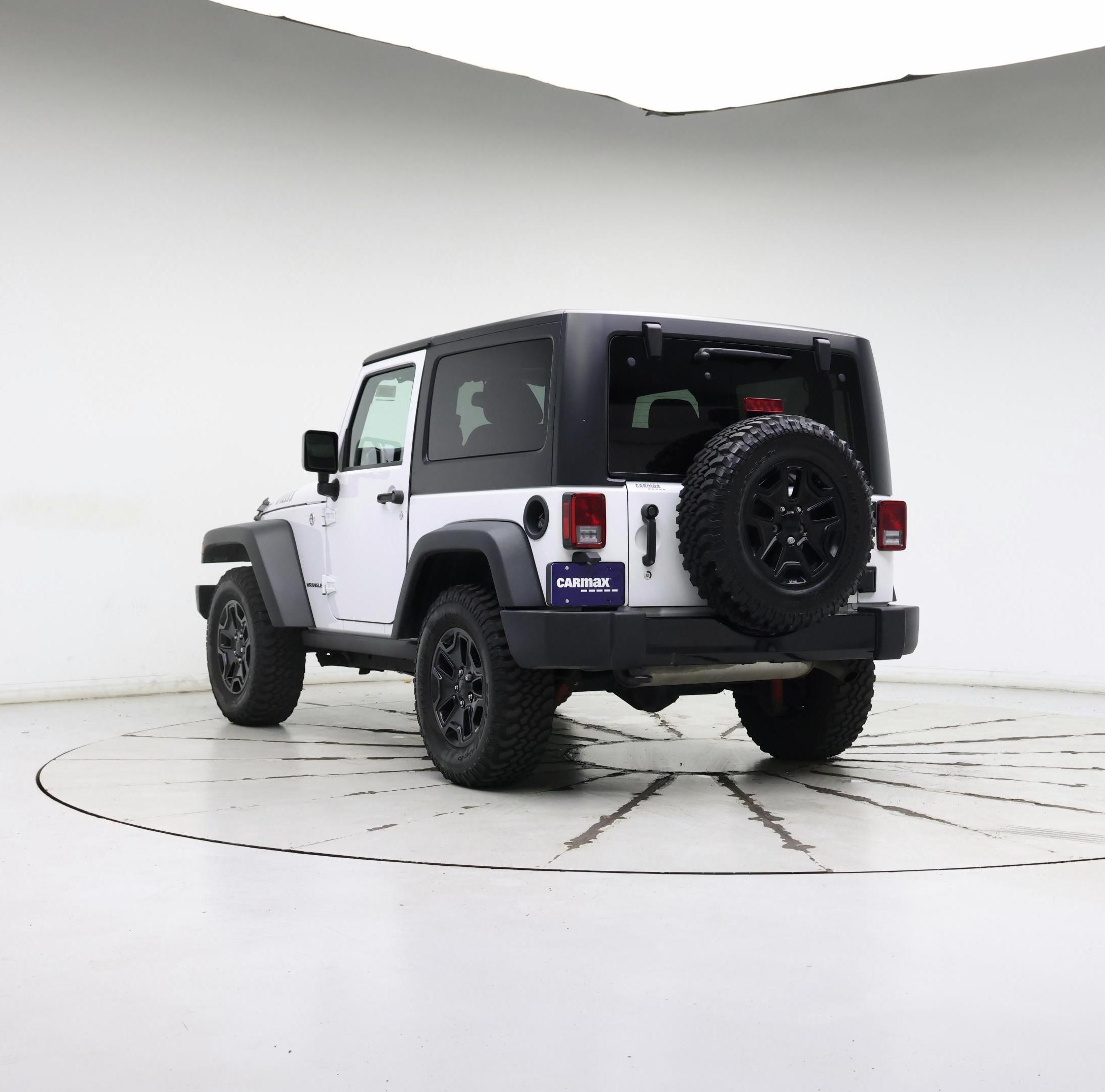 Thumbnail: 2016 Jeep Wrangler - 2