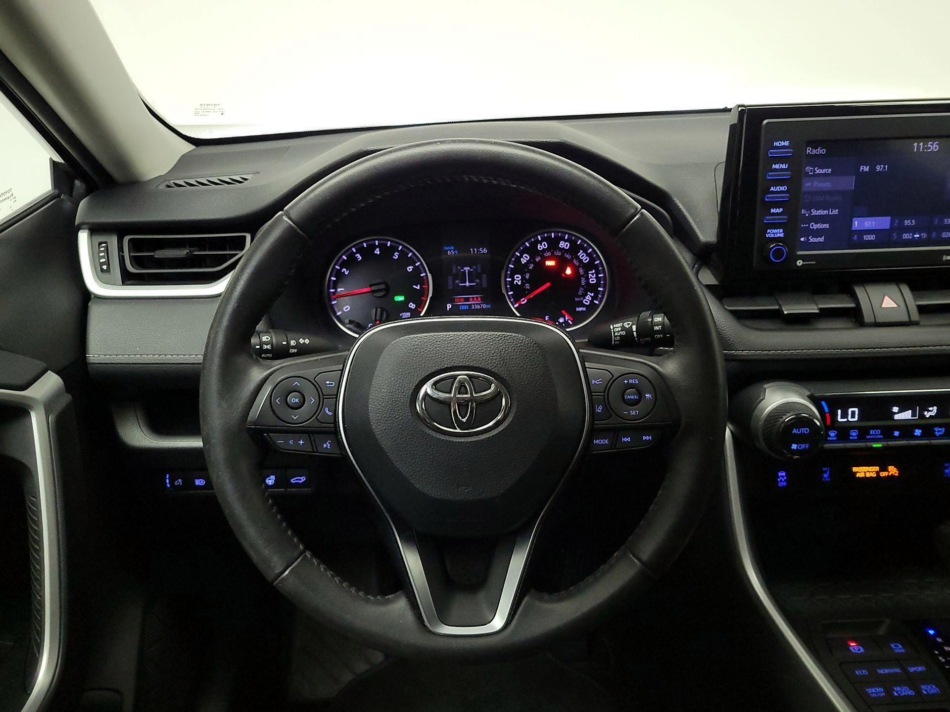 Thumbnail: 2021 Toyota RAV4 - 10