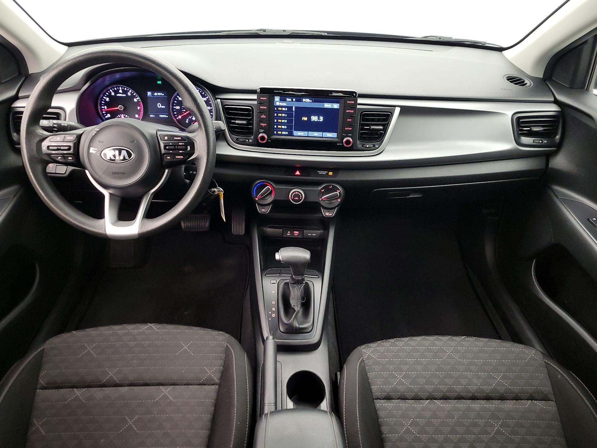 Thumbnail: 2019 Kia Rio - 9