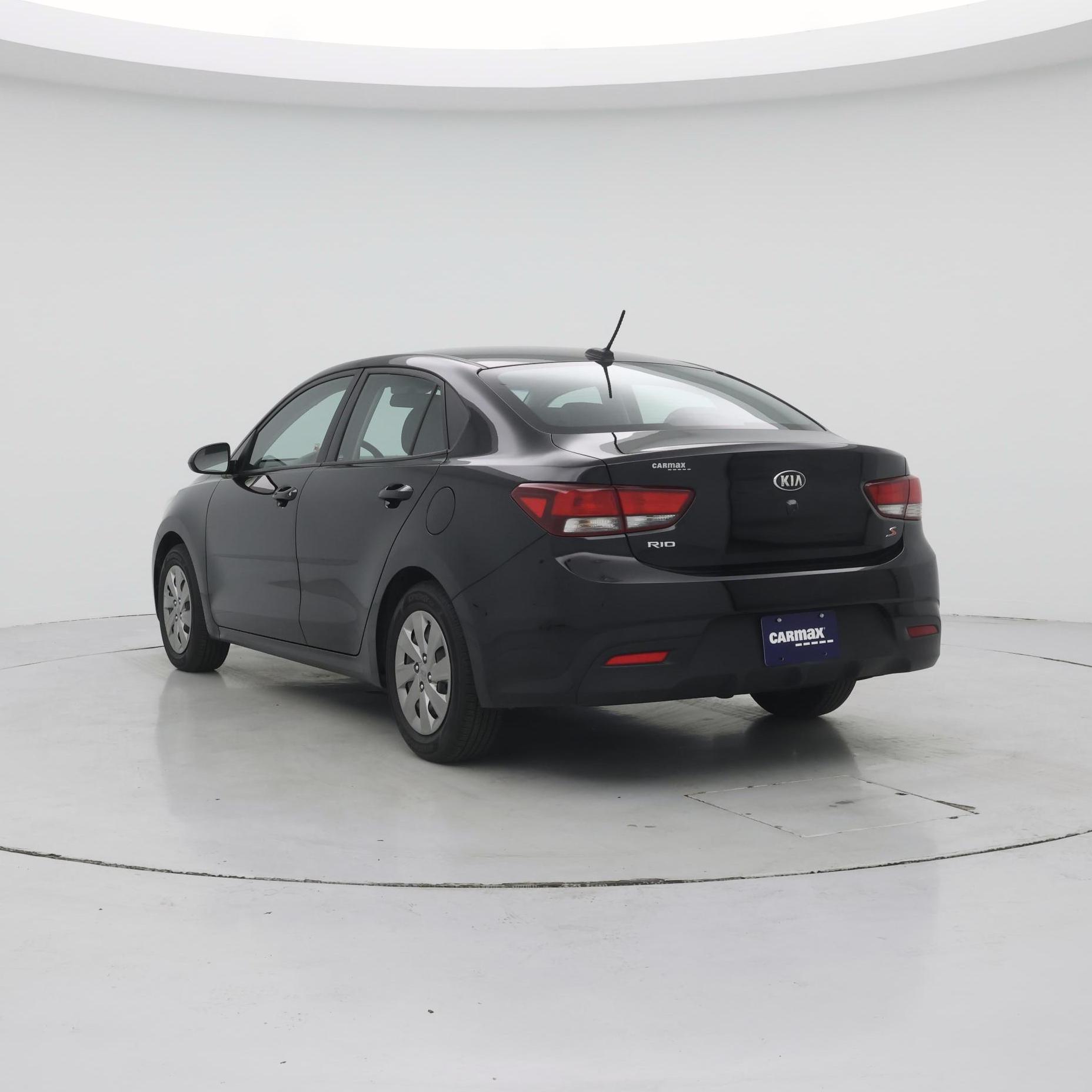 Thumbnail: 2019 Kia Rio - 2