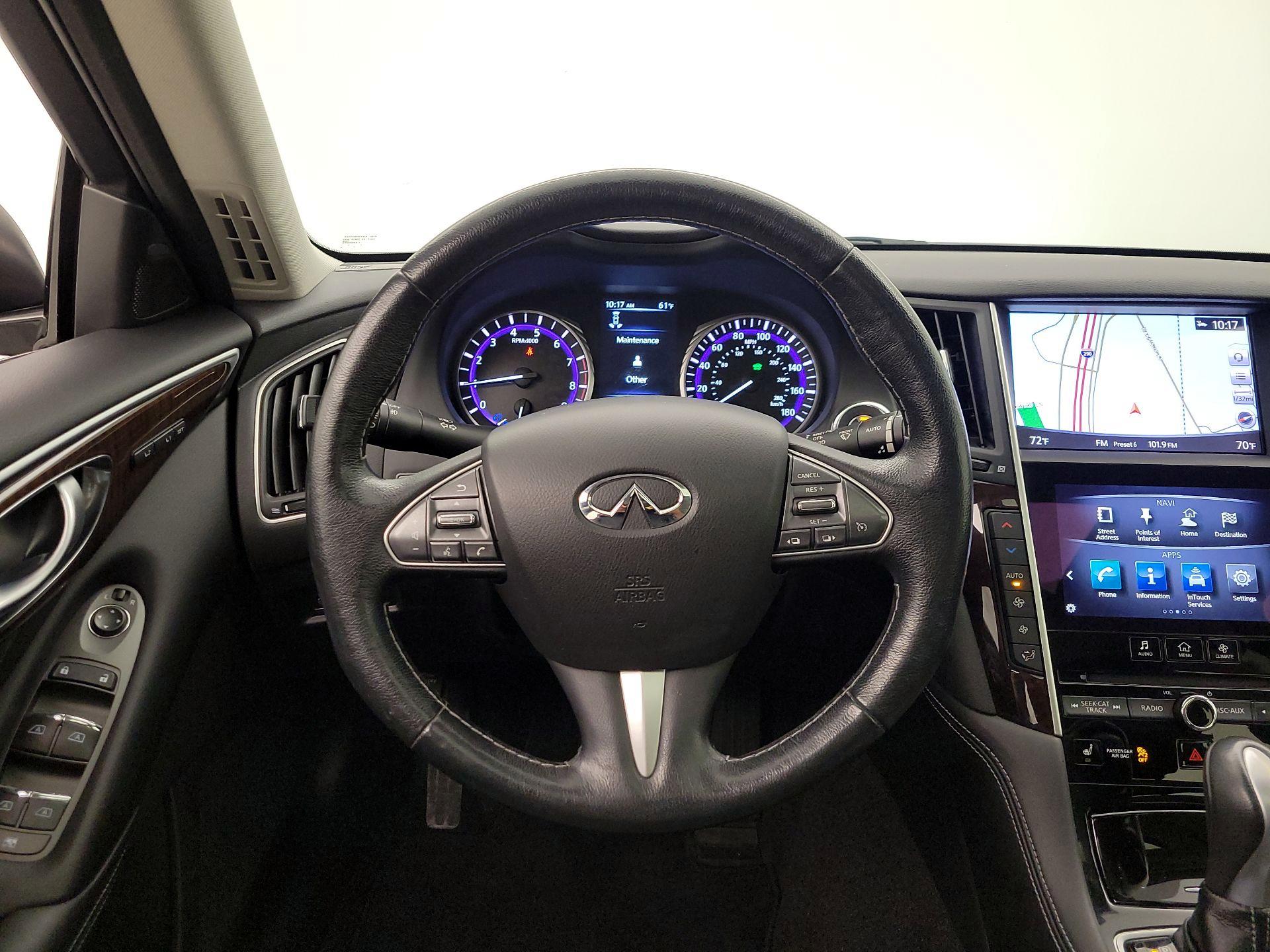 Thumbnail: 2016 INFINITI Q50 - 10
